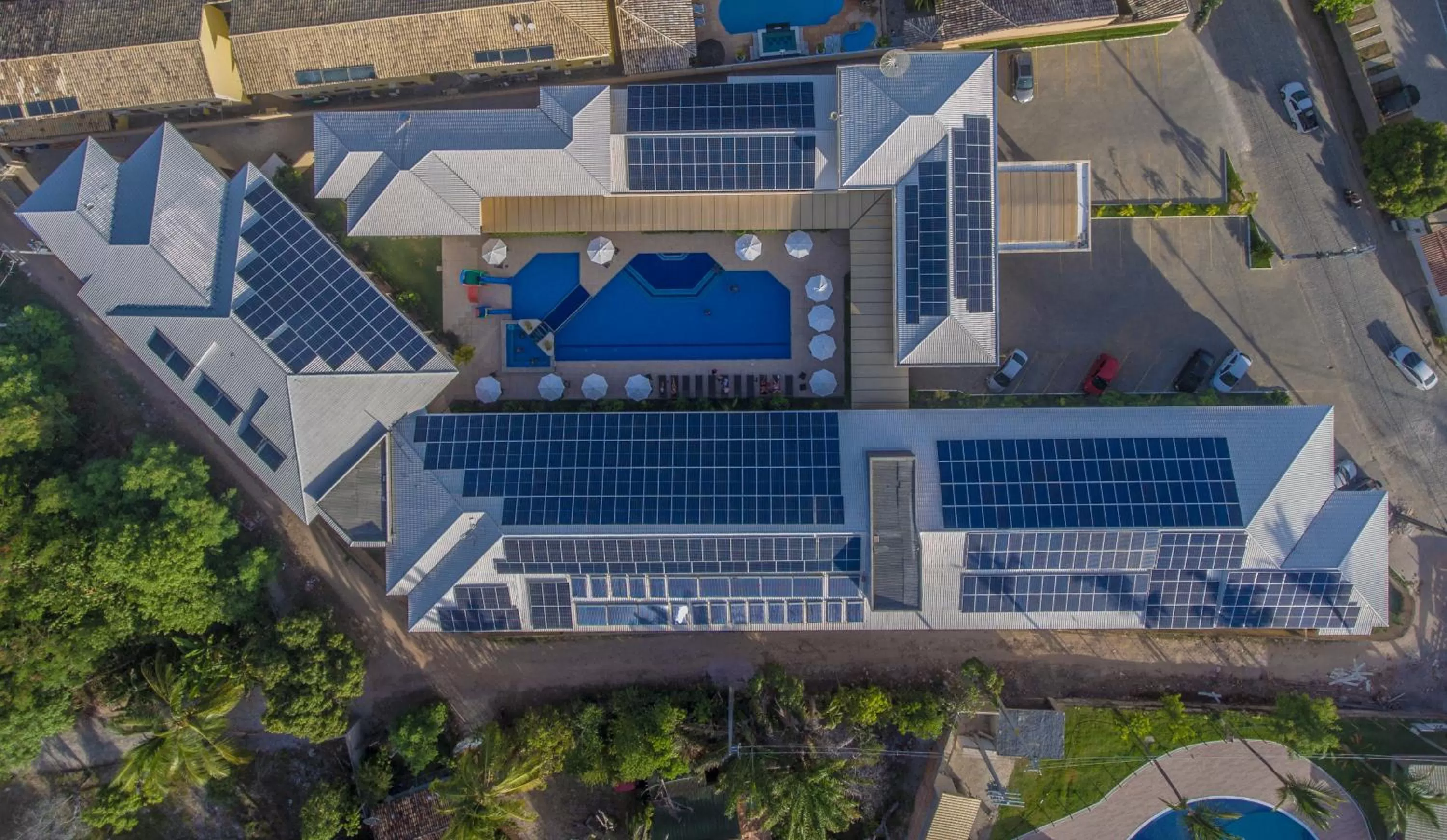 Pool view in Safira Praia Hotel