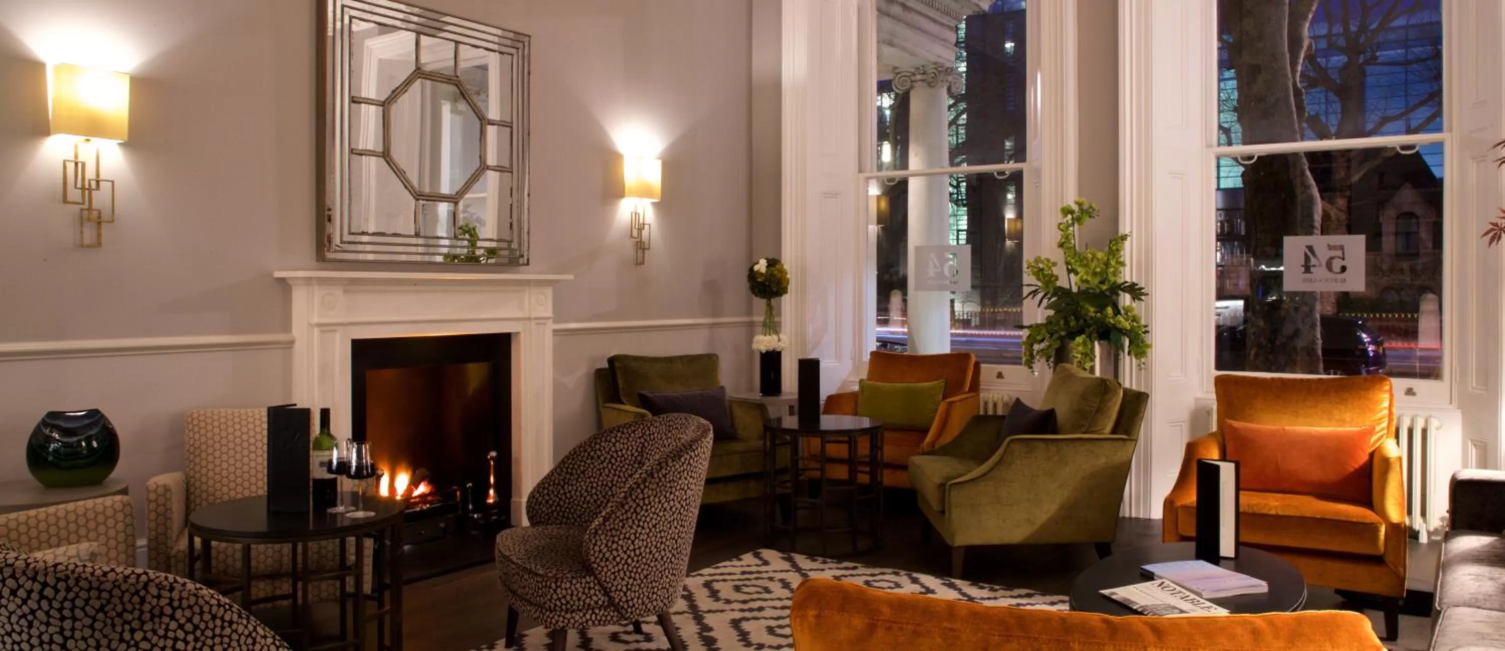 Living room in 54 Queen's Gate Hotel