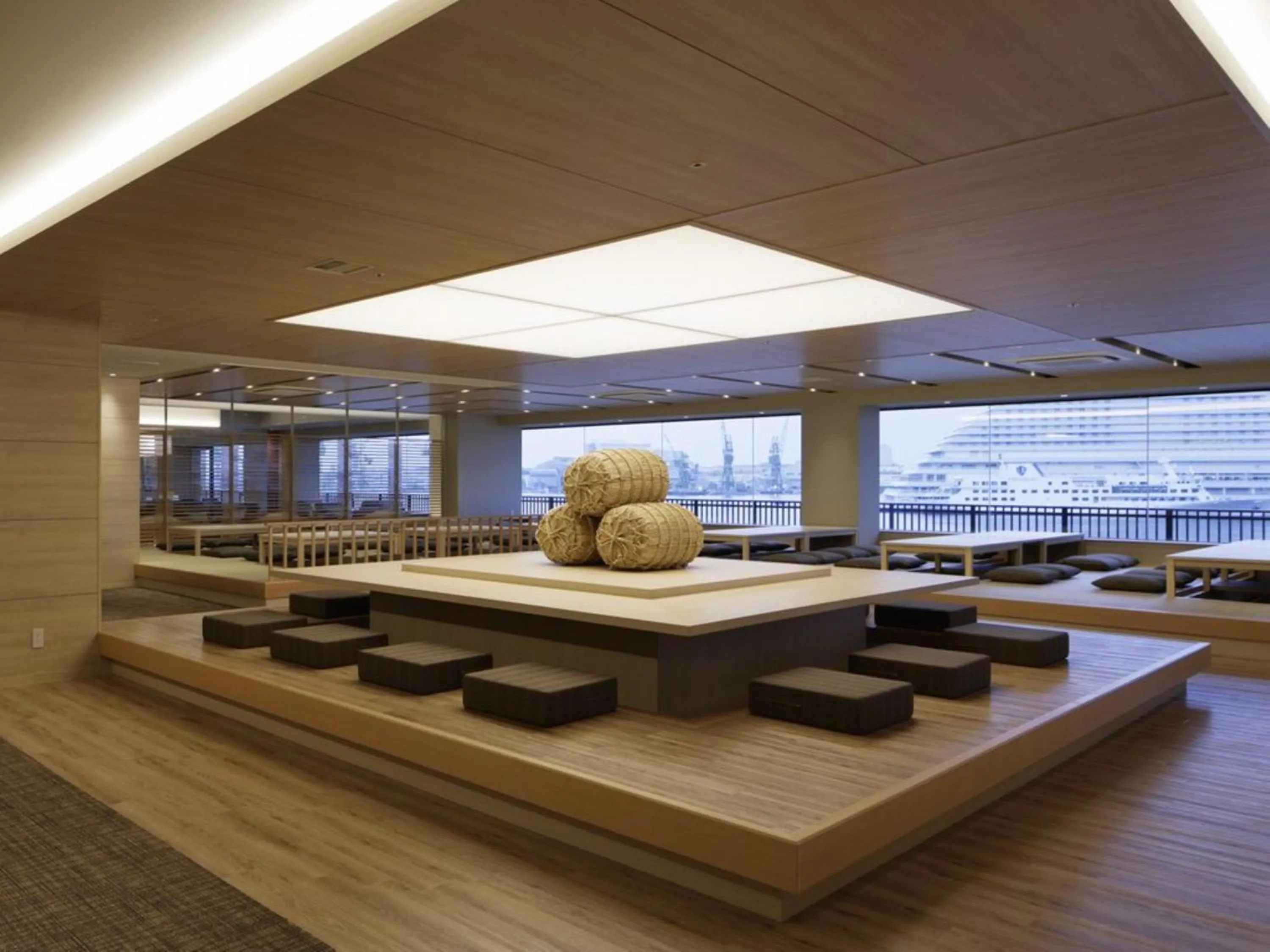 Restaurant/places to eat in Kobe Minato Onsen Ren