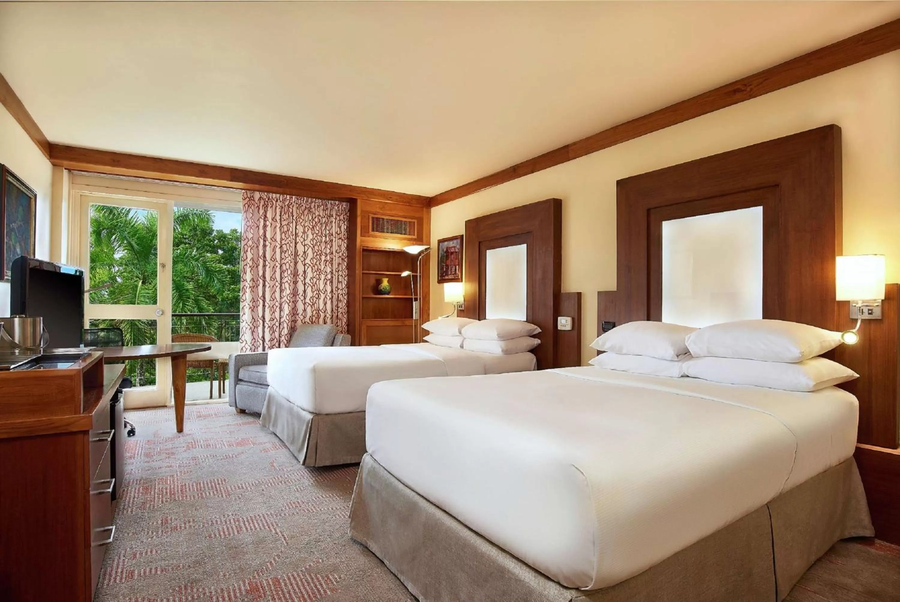 Bed in Hilton Trinidad & Conference Centre