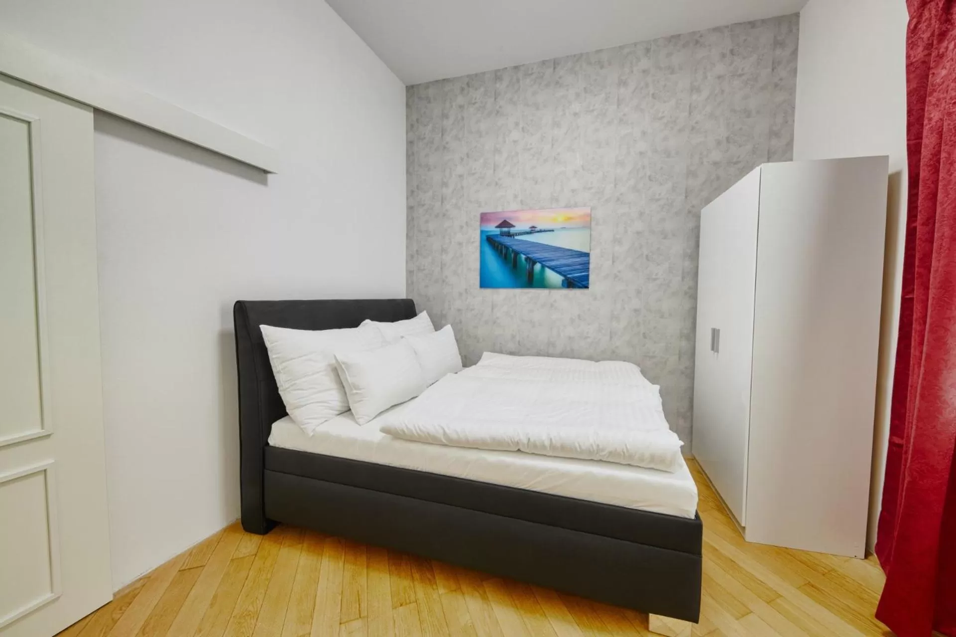 Bedroom, Bed in Aapartamentoos