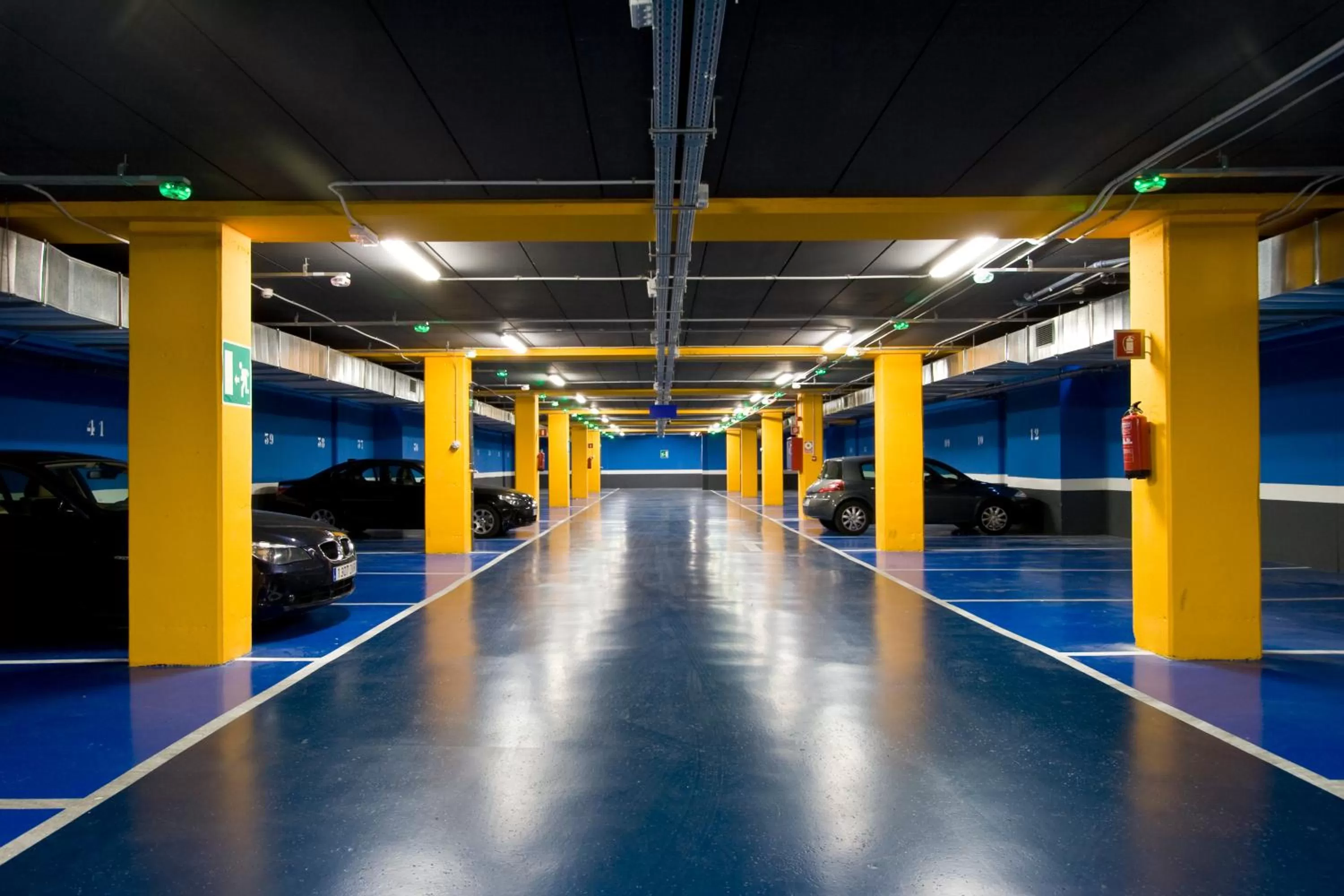 Parking in Axor Barajas