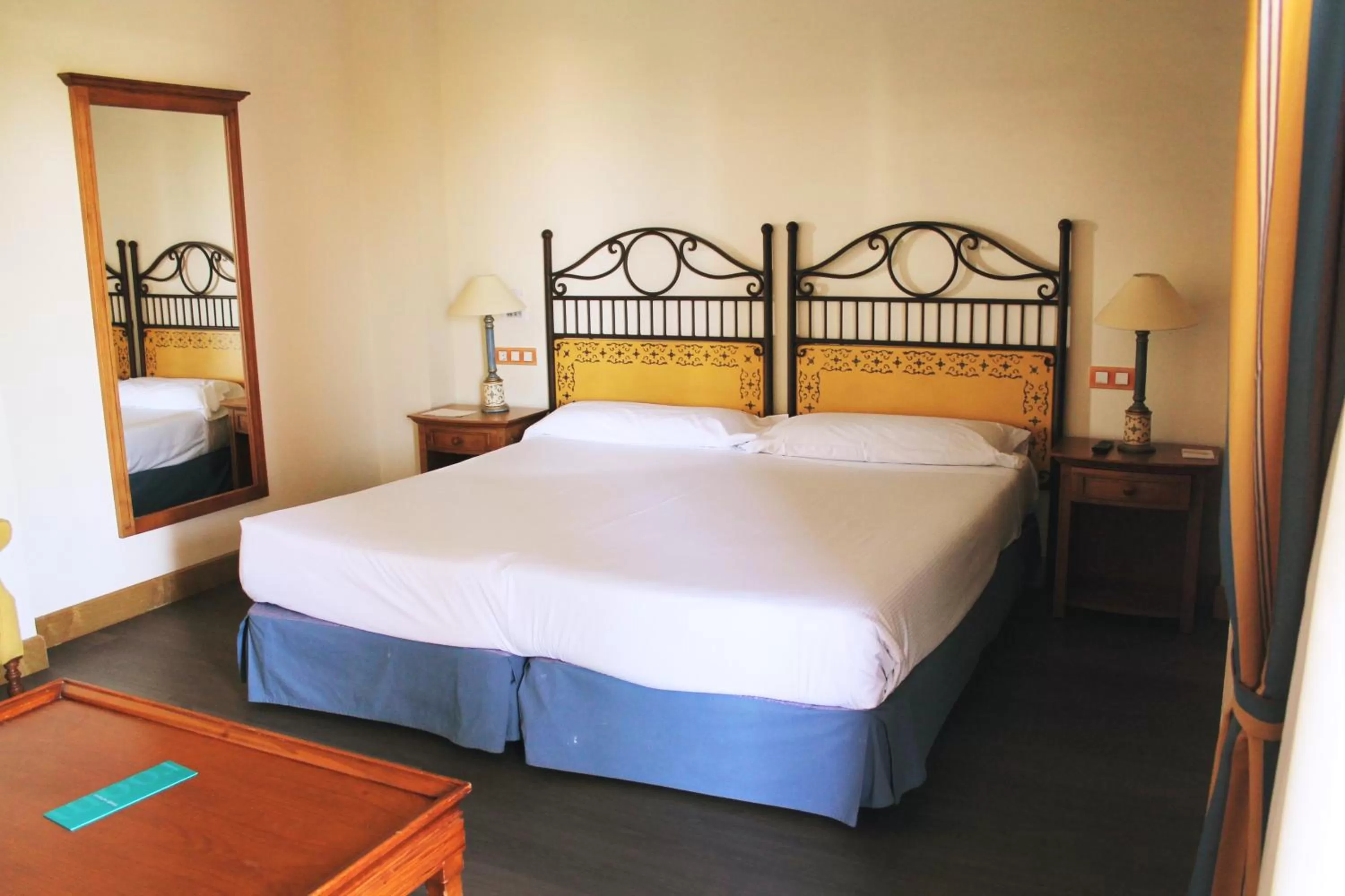 Photo of the whole room, Bed in Hotel Alicante Golf