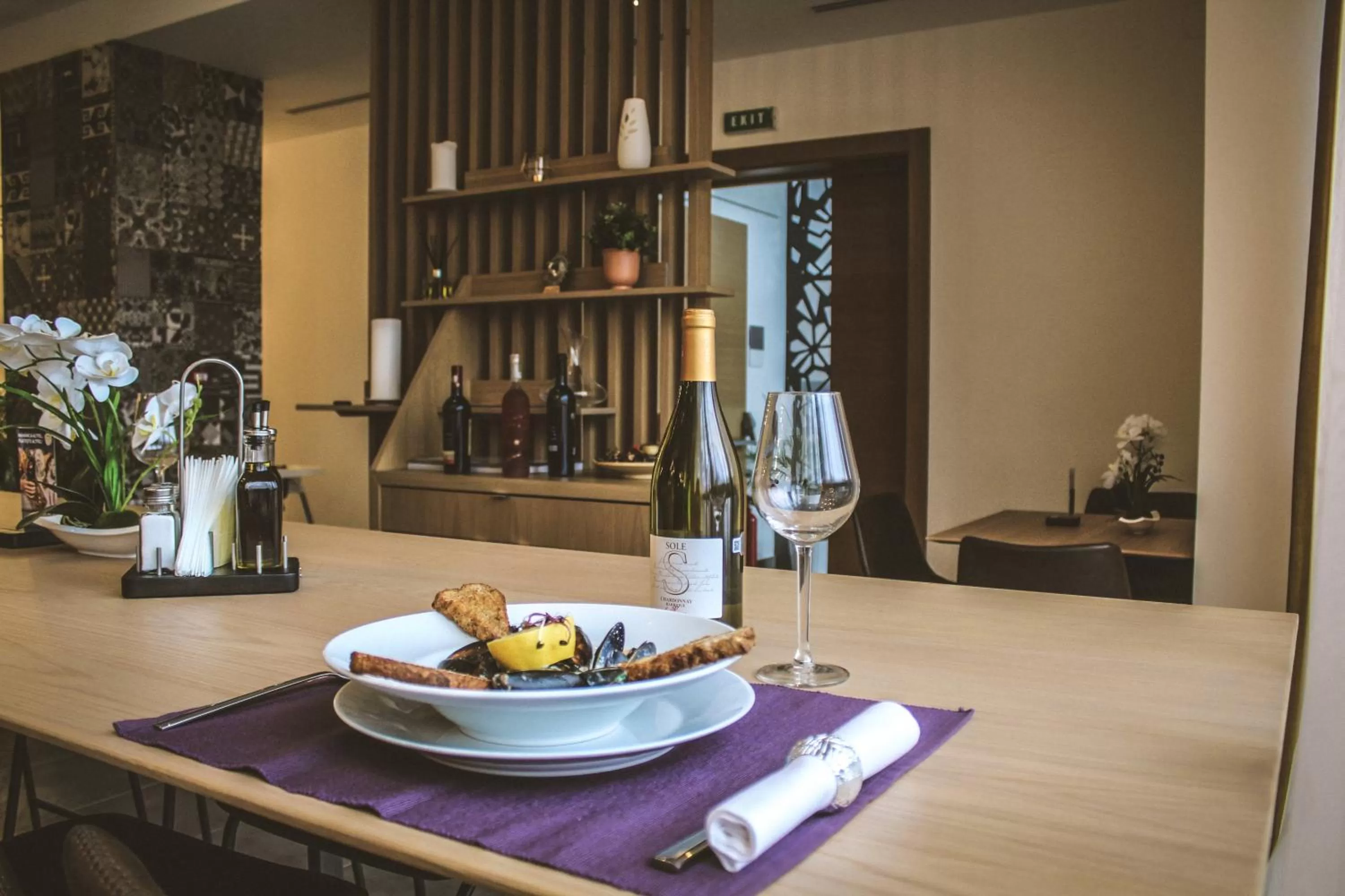 Restaurant/places to eat in Hotel Avenue - Avenue Hotels