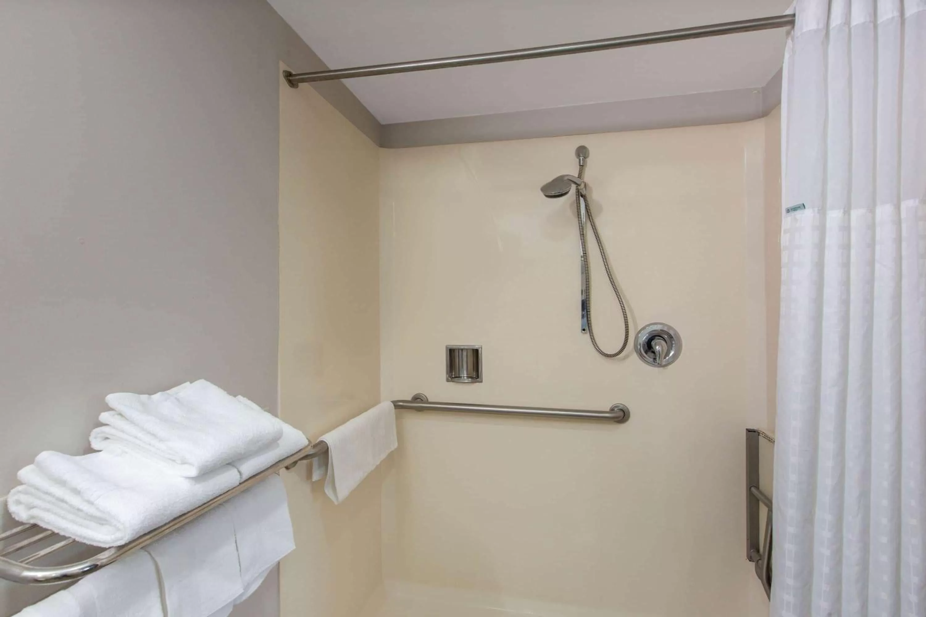 Shower in Days Inn by Wyndham Ukiah