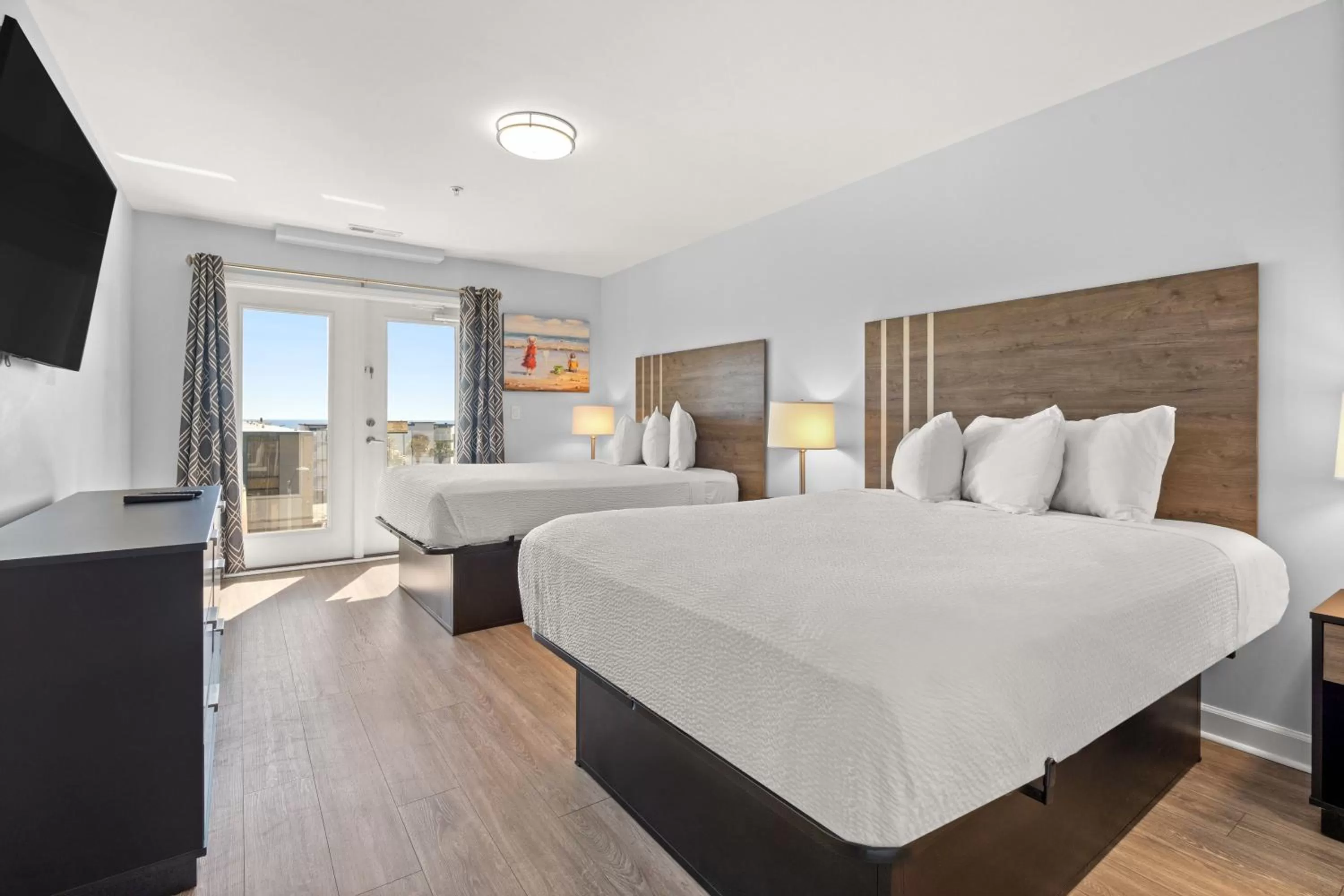 Bedroom, Bed in Ocean Escape Condos