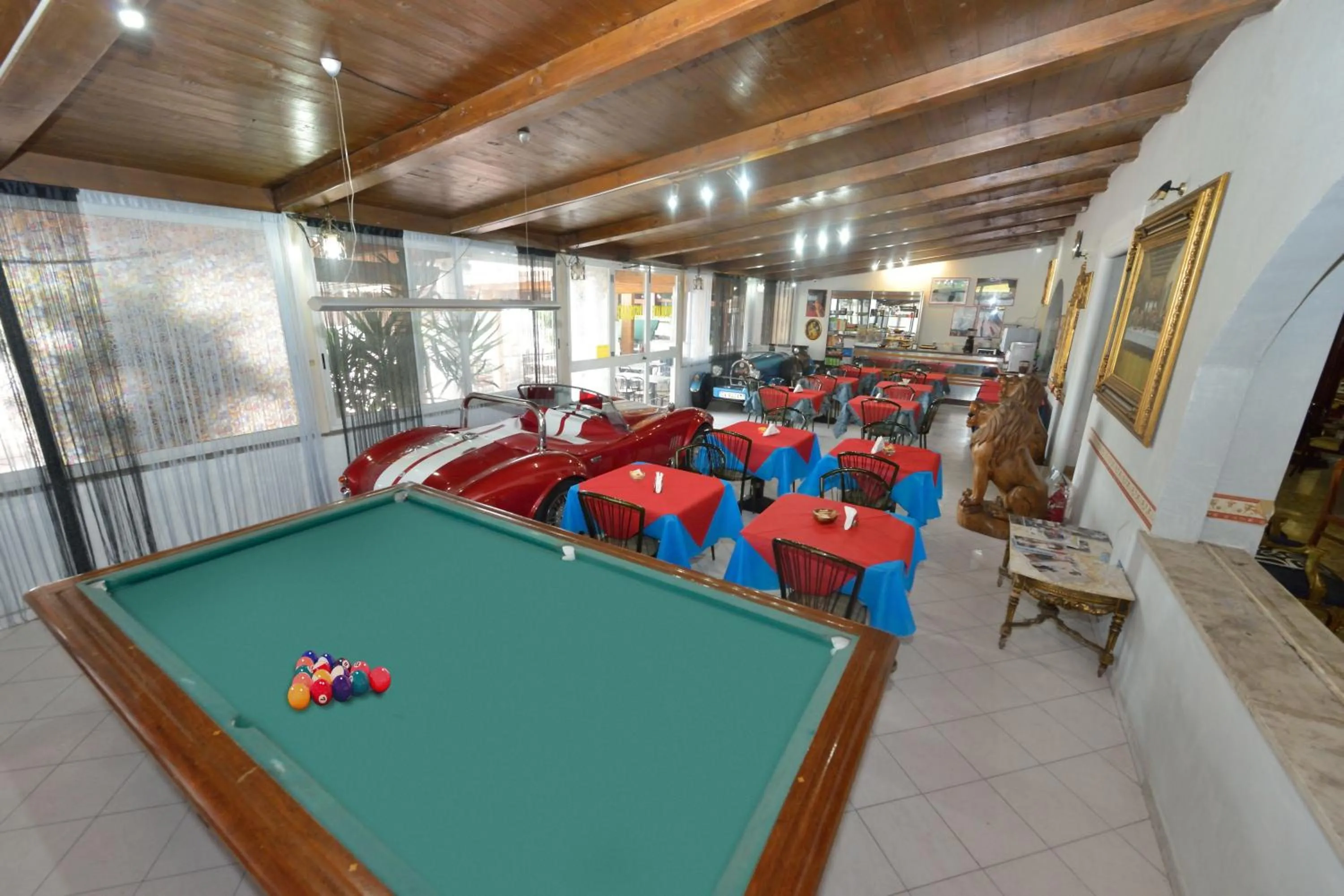 Billiard in Hotel Chopin