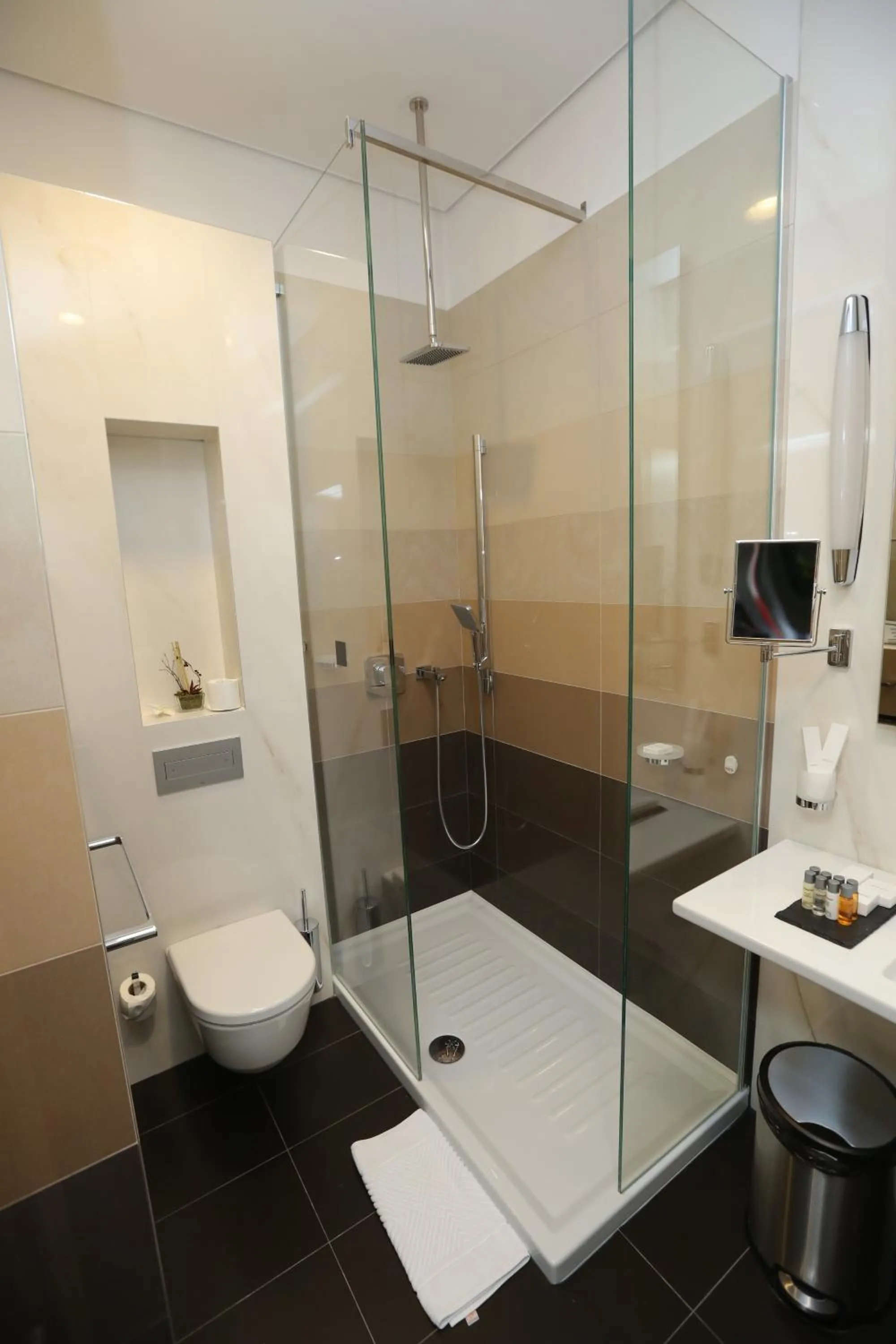 Shower in Zepter Hotel Belgrade, member of Zepter Hotels