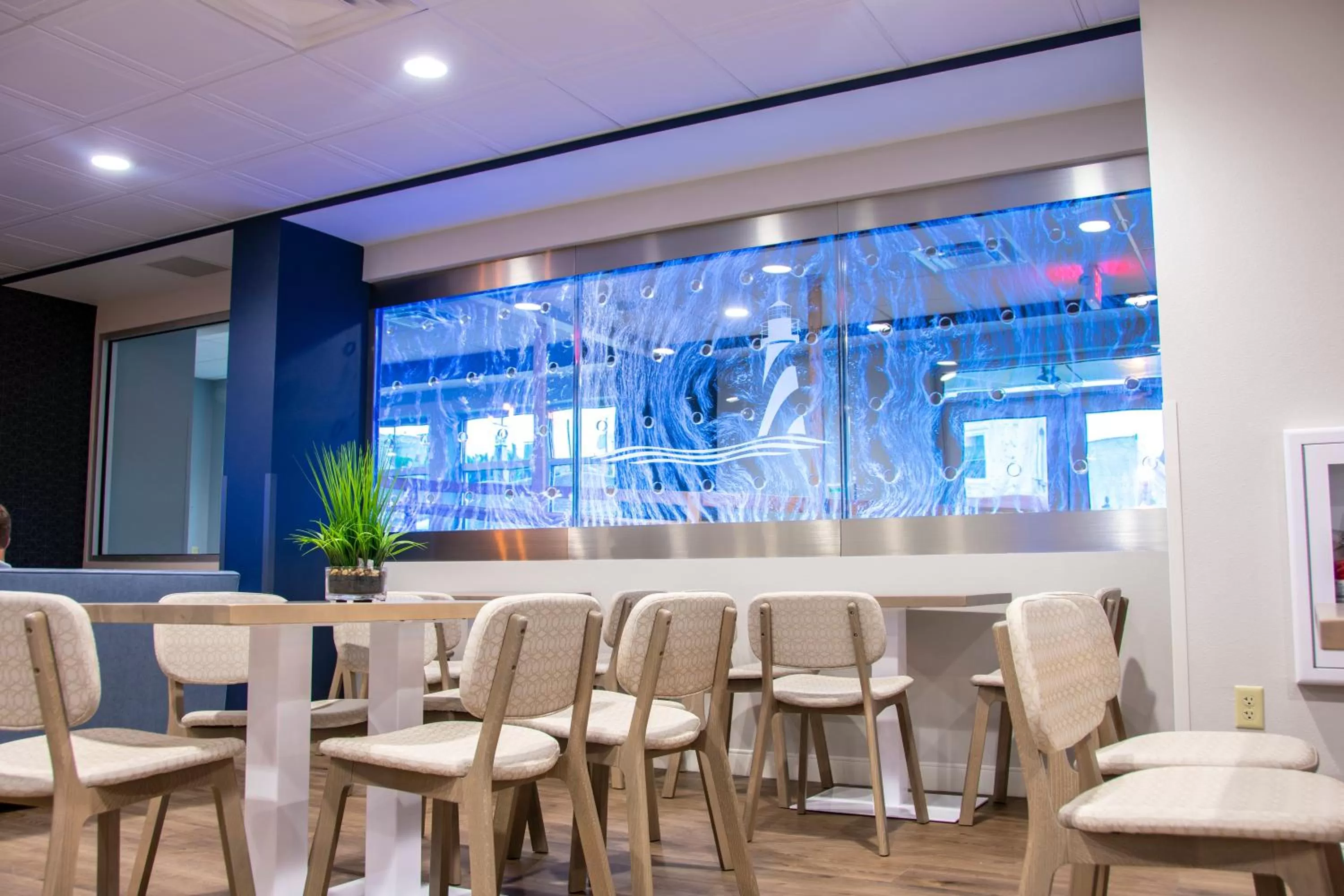 Restaurant/places to eat in The Harborview on Lake Michigan, Ascend Hotel Collection