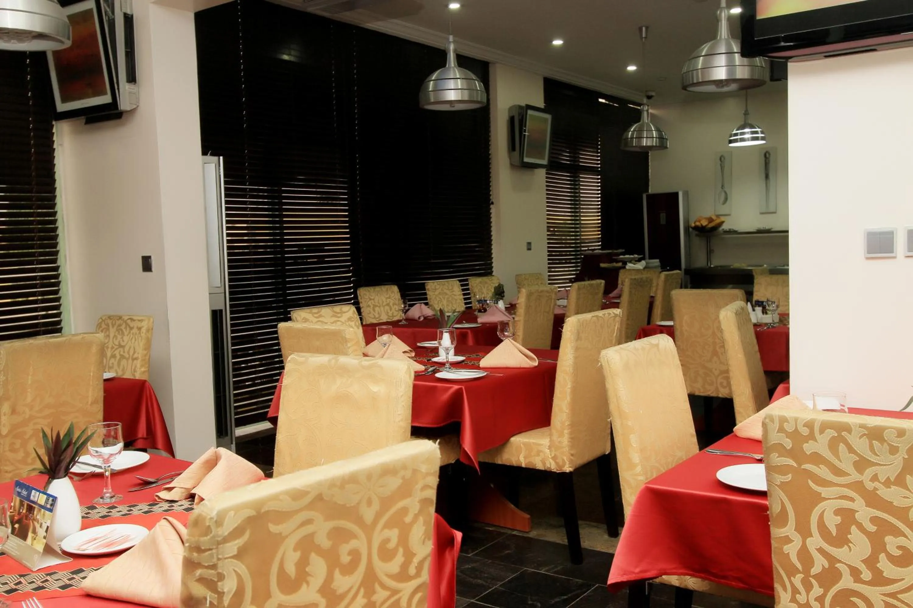 Breakfast, Restaurant/Places to Eat in Swiss International Mabisel Port Harcourt
