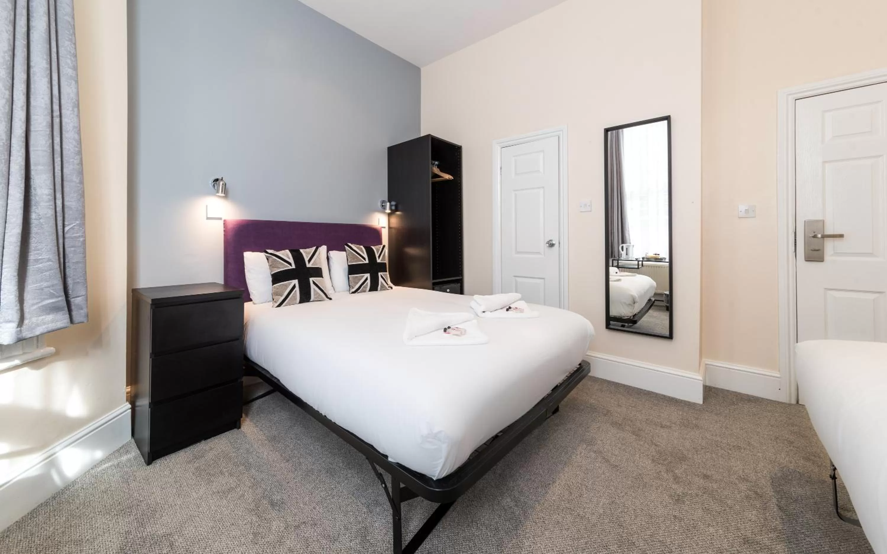 Royal London Hotel By Saba