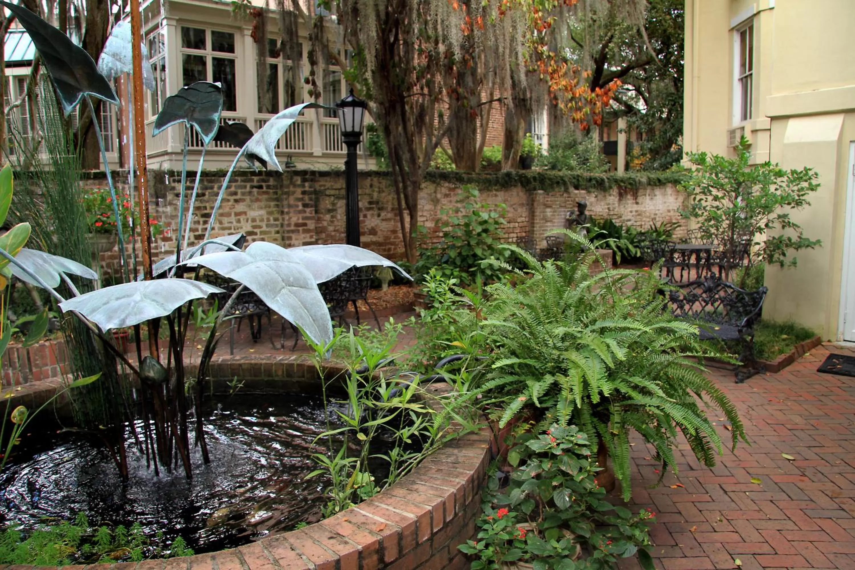 Garden in Eliza Thompson House, Historic Inns of Savannah Collection