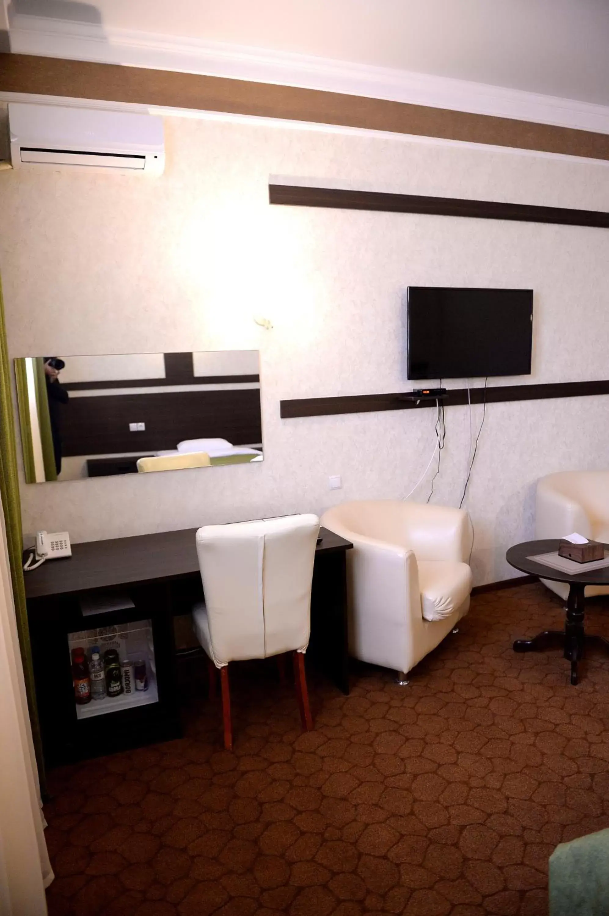 Deluxe Twin Room in Pride Hotel Deluxe Twin Room in Pride Hotel