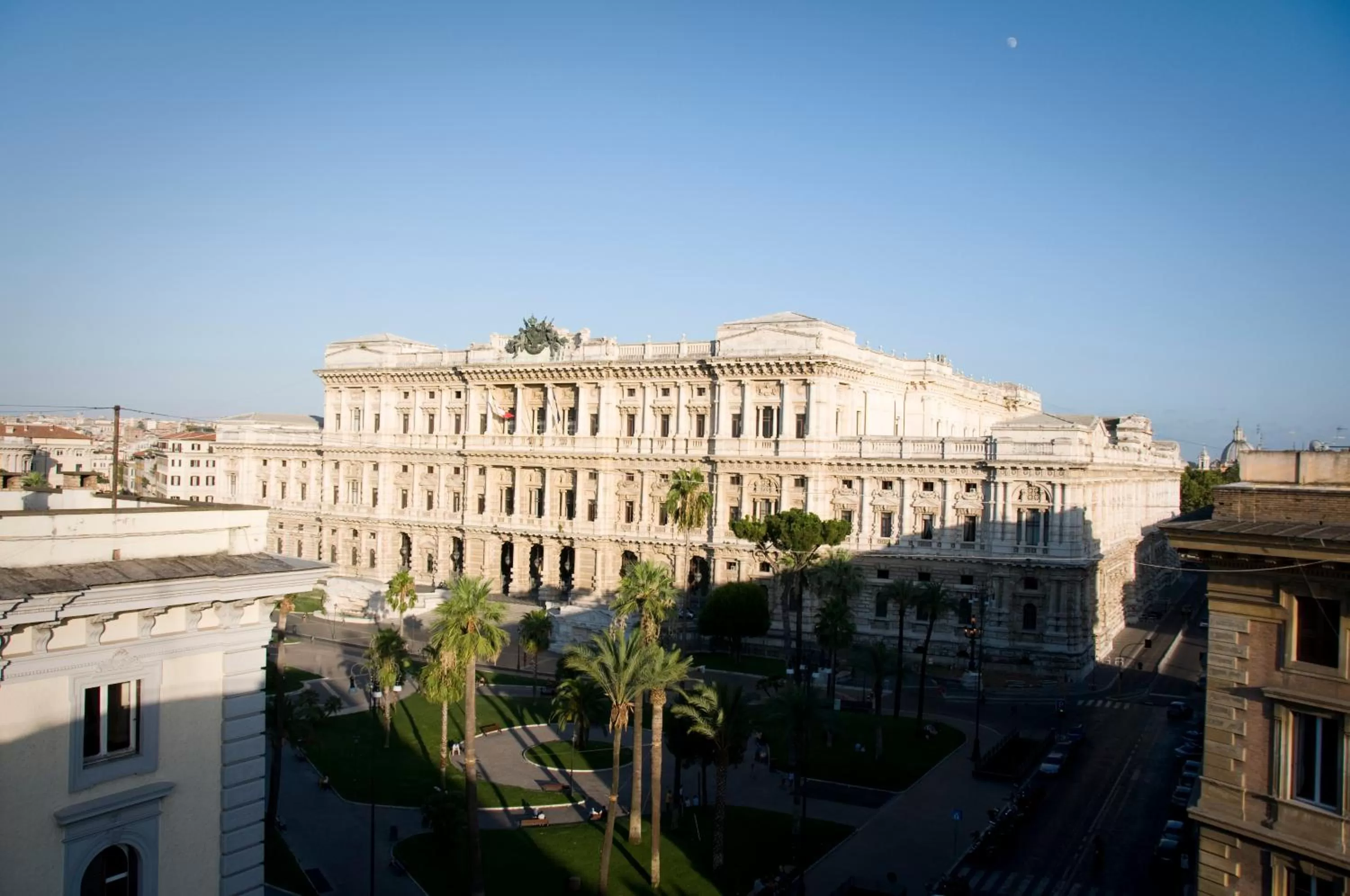 Nearby landmark in Nox