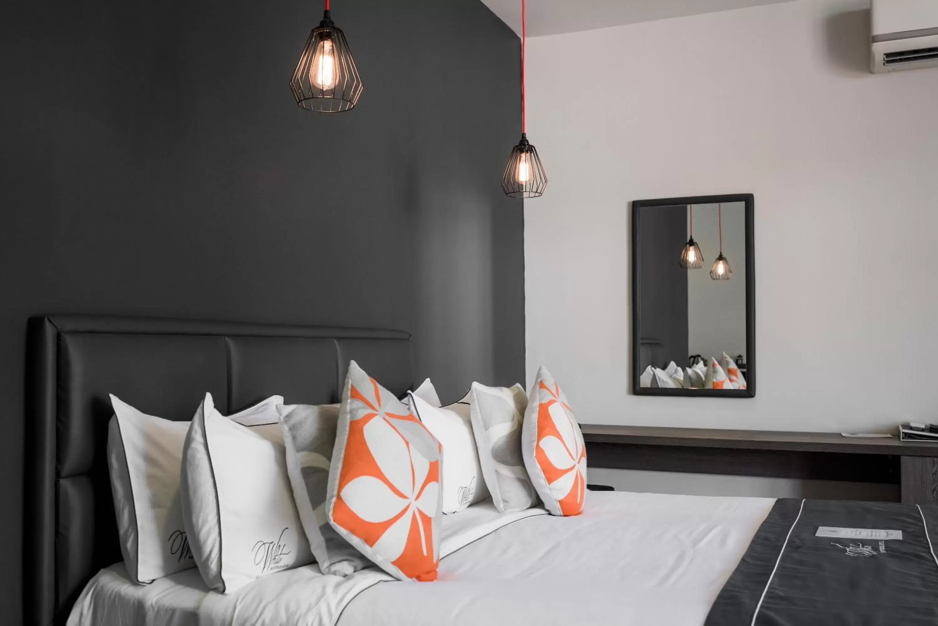 Junior Suite with Balcony in White Boutique Hotel and Residences Junior Suite with Balcony in White Boutique Hotel and Residences