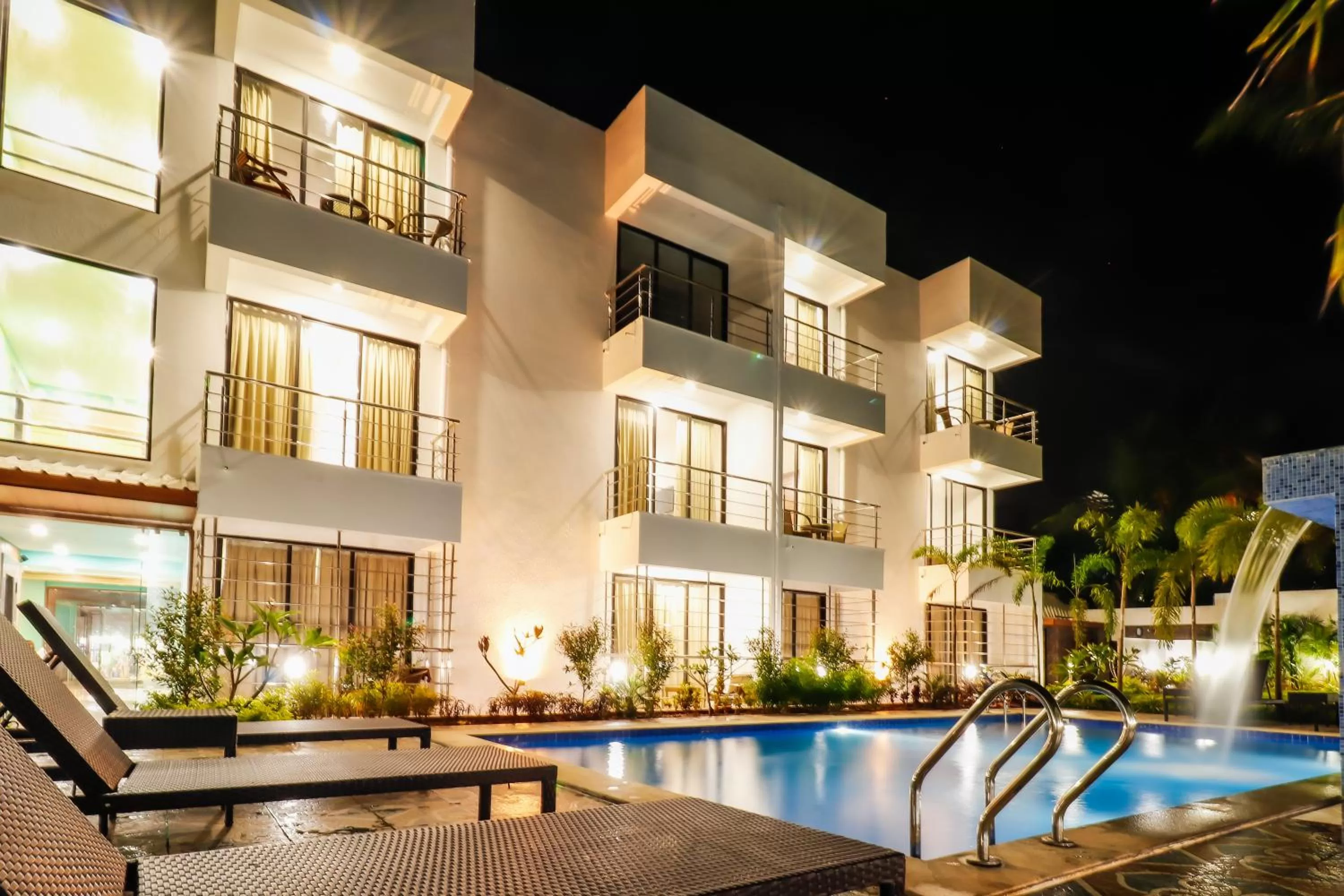 Property Building in Miranda Beach Resort