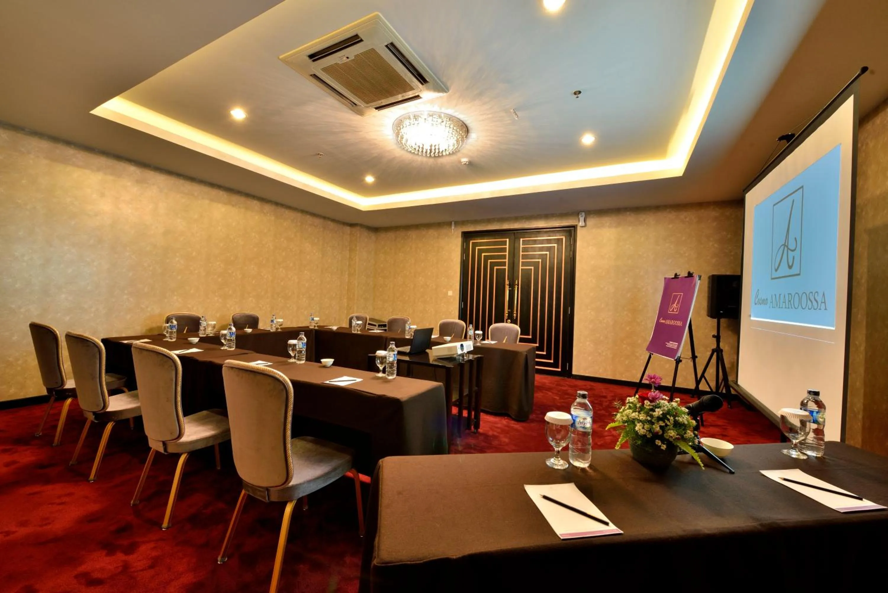 Business facilities in Amaroossa Cosmo Jakarta