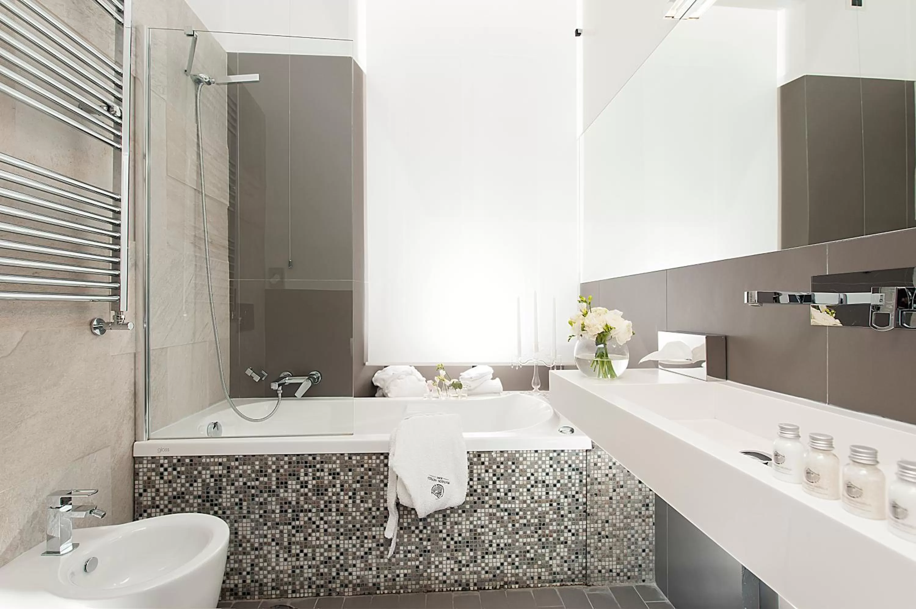 Shower in Argentina Residenza Style Hotel