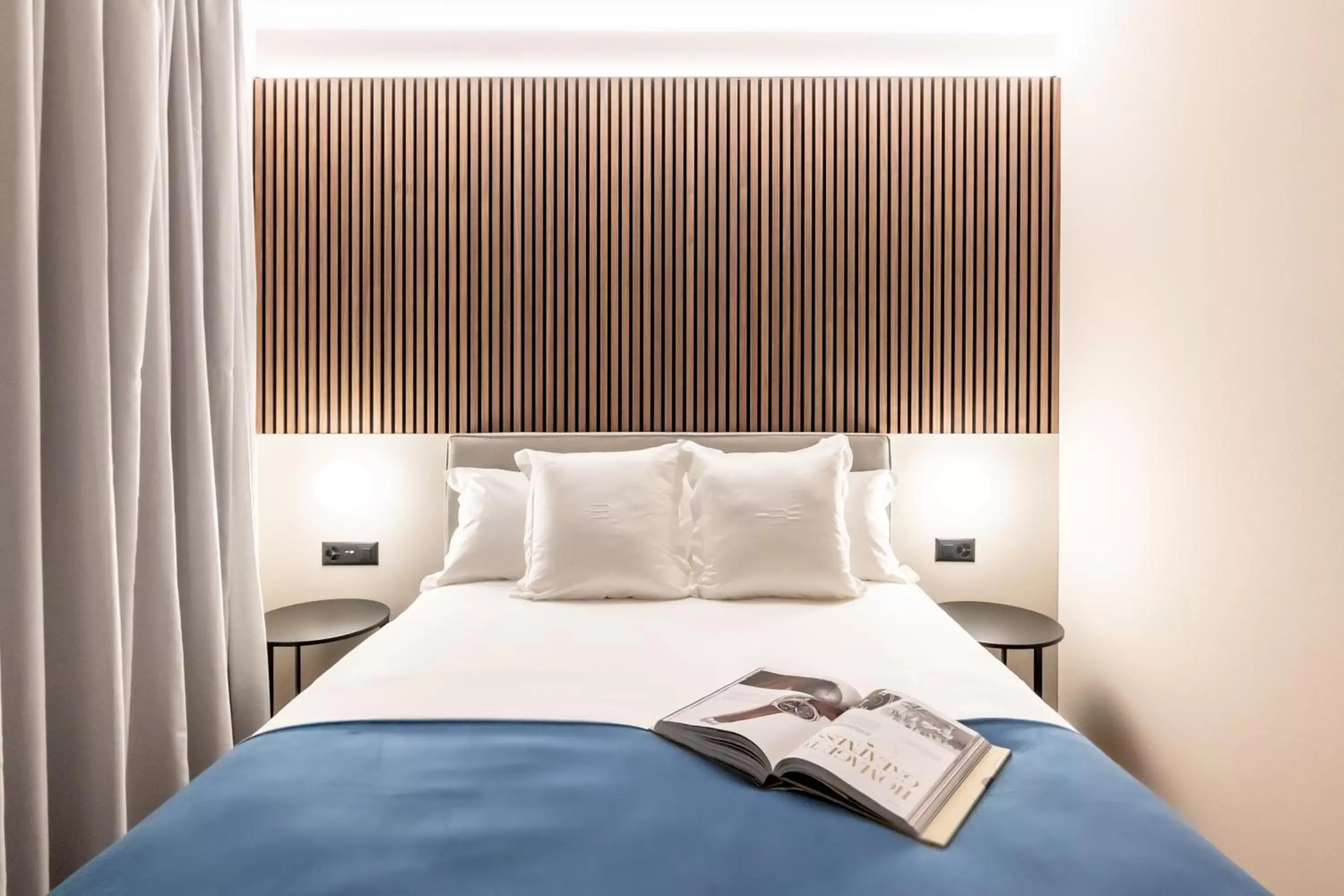 Deluxe Triple Room in Smart Hotel Binario - Self Check-In Deluxe Triple Room in Smart Hotel Binario - Self Check-In