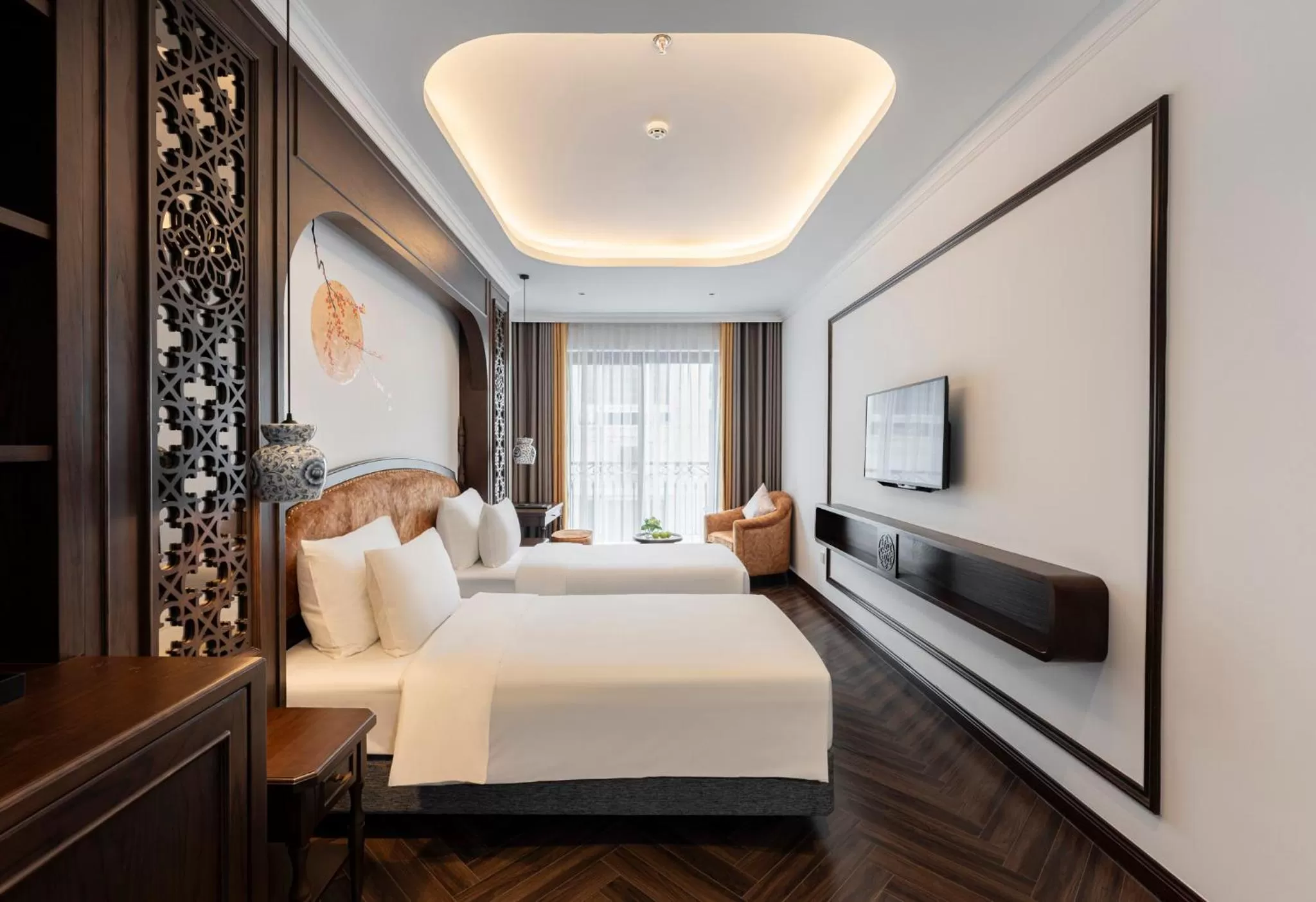 Bed in Paradise Suites Nguyen Khuyen