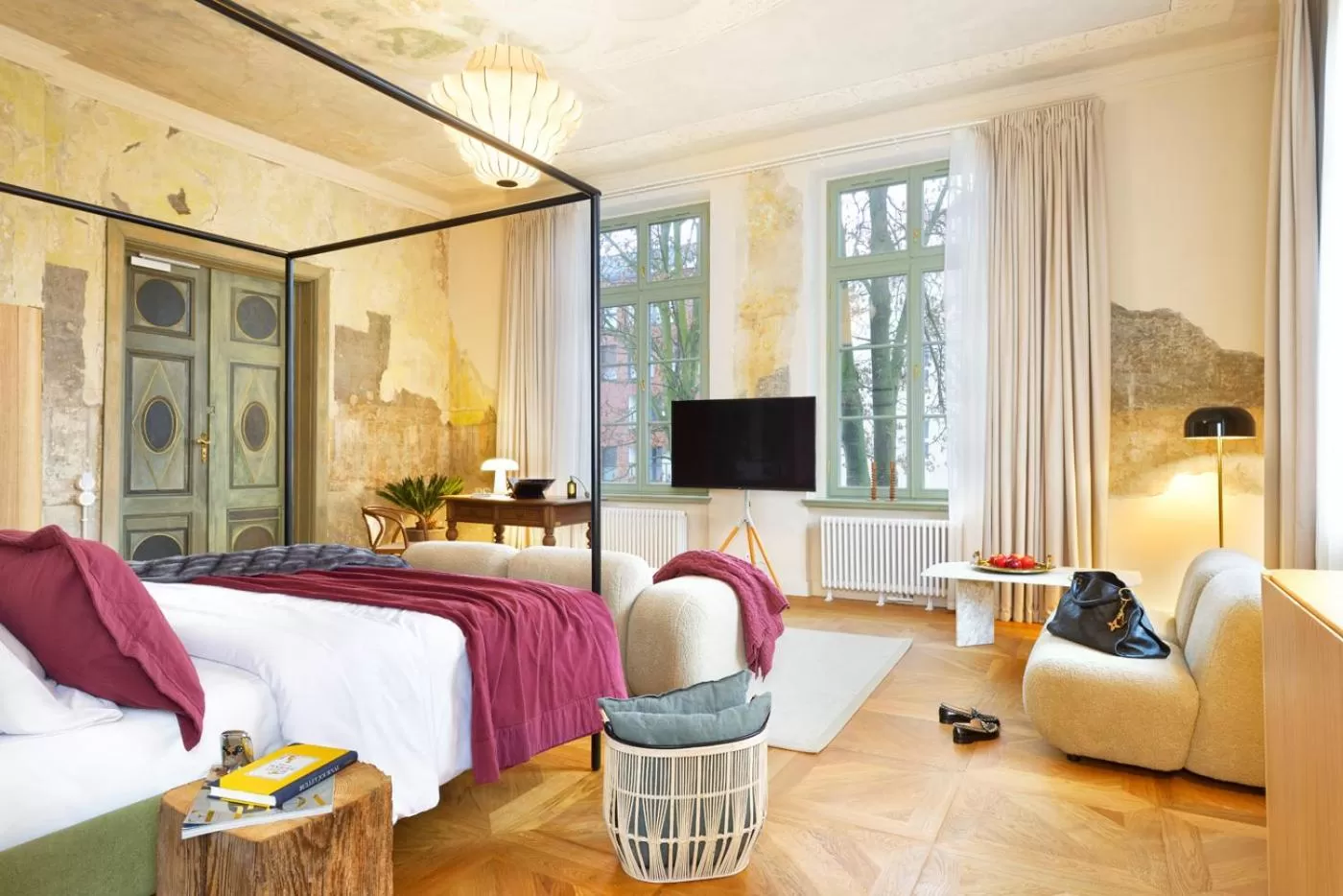 Bed in ARCHE Dwór Uphagena Gdańsk