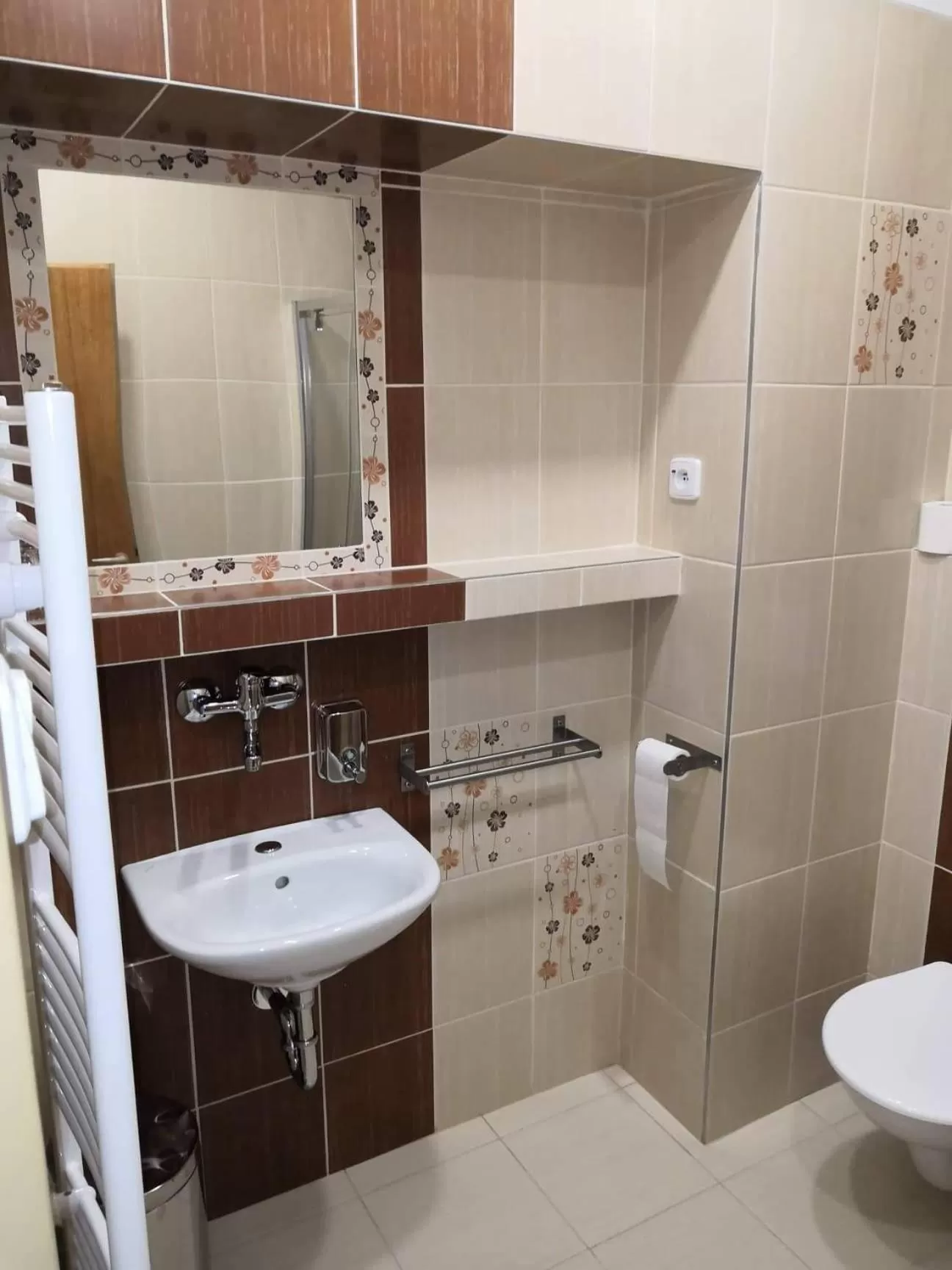 Bathroom in Hotel Alfa