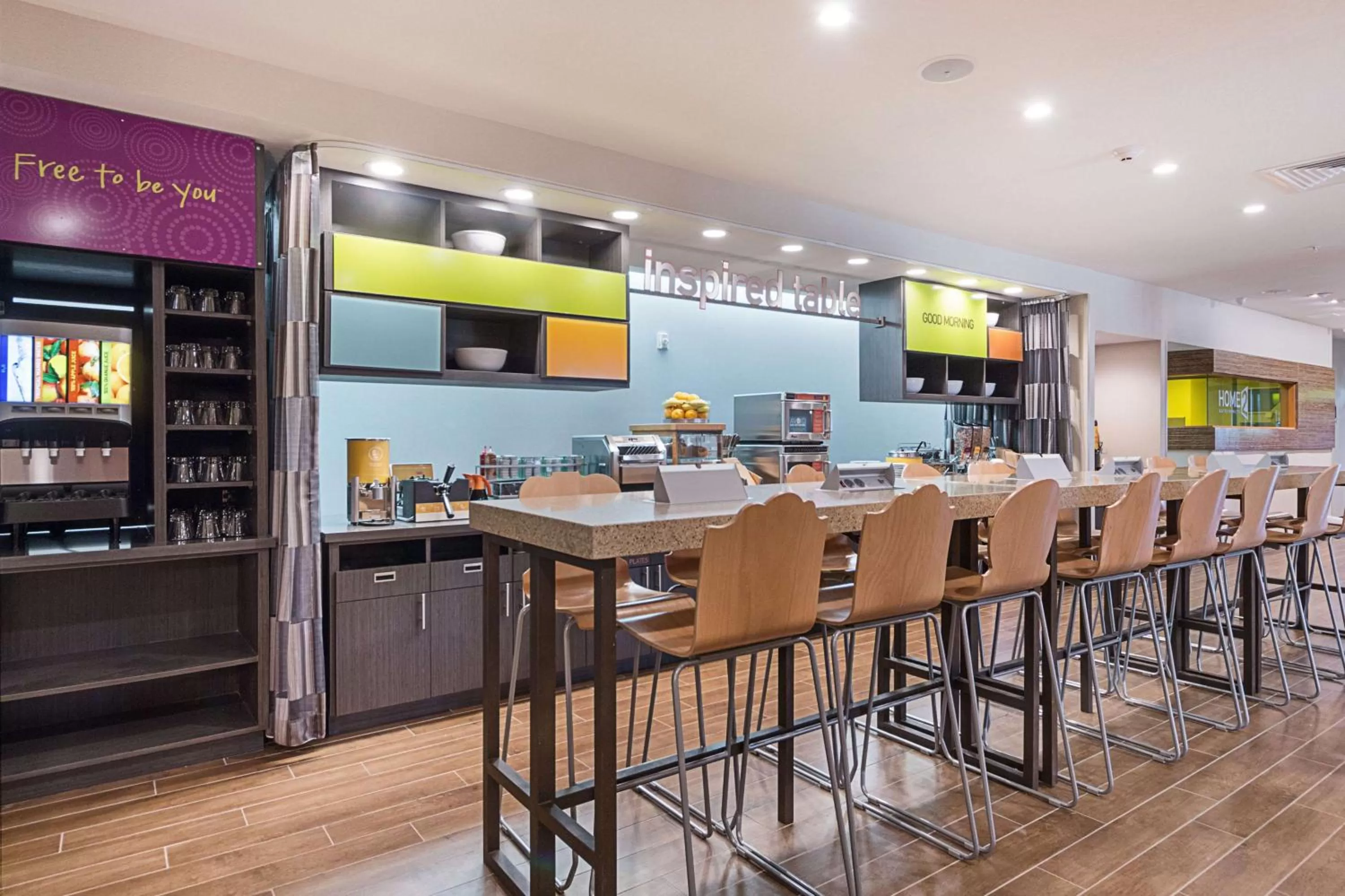 Dining area in Home2 Suites By Hilton Oklahoma City Yukon