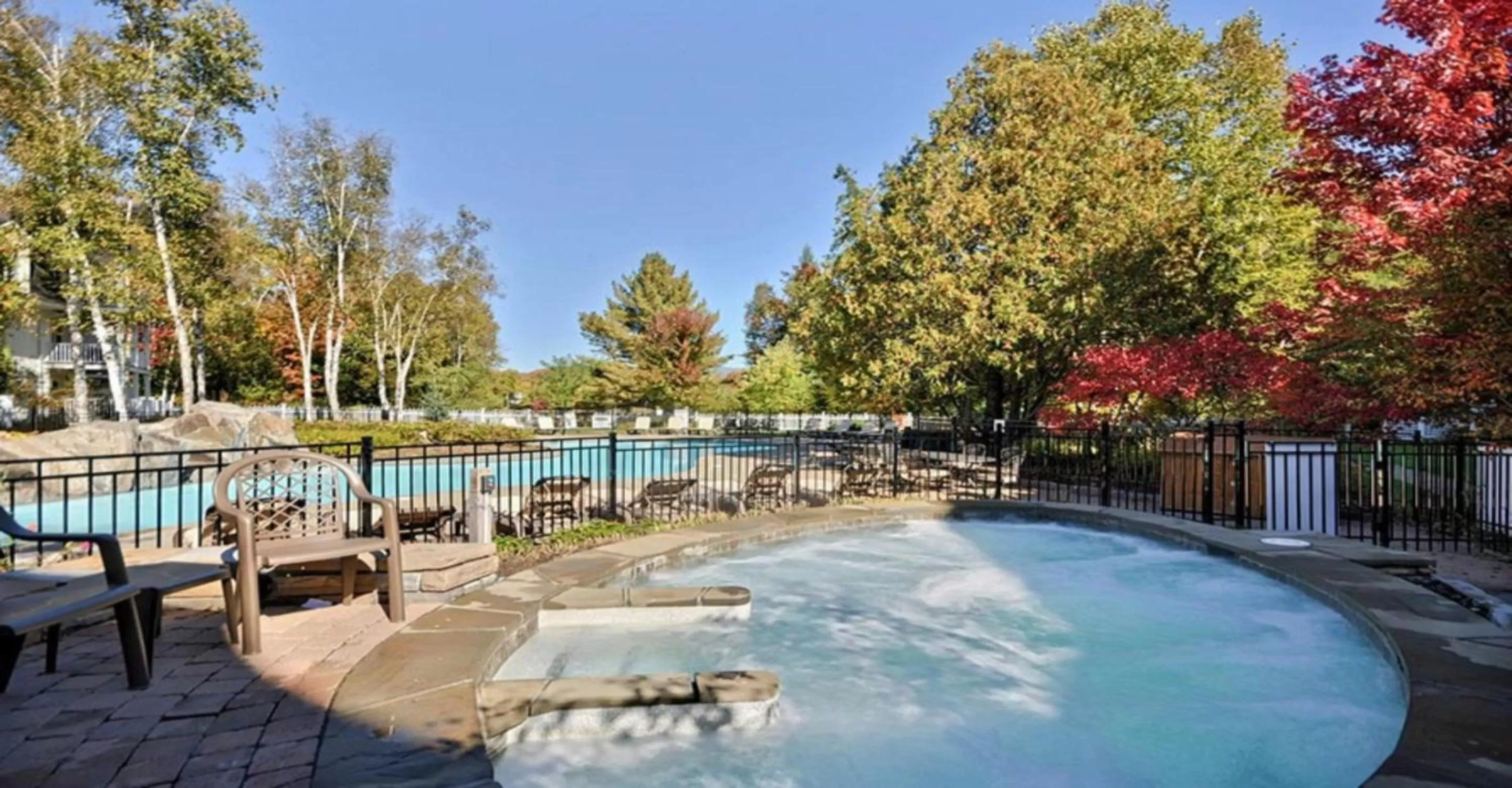Hot Tub in Château Beauvallon