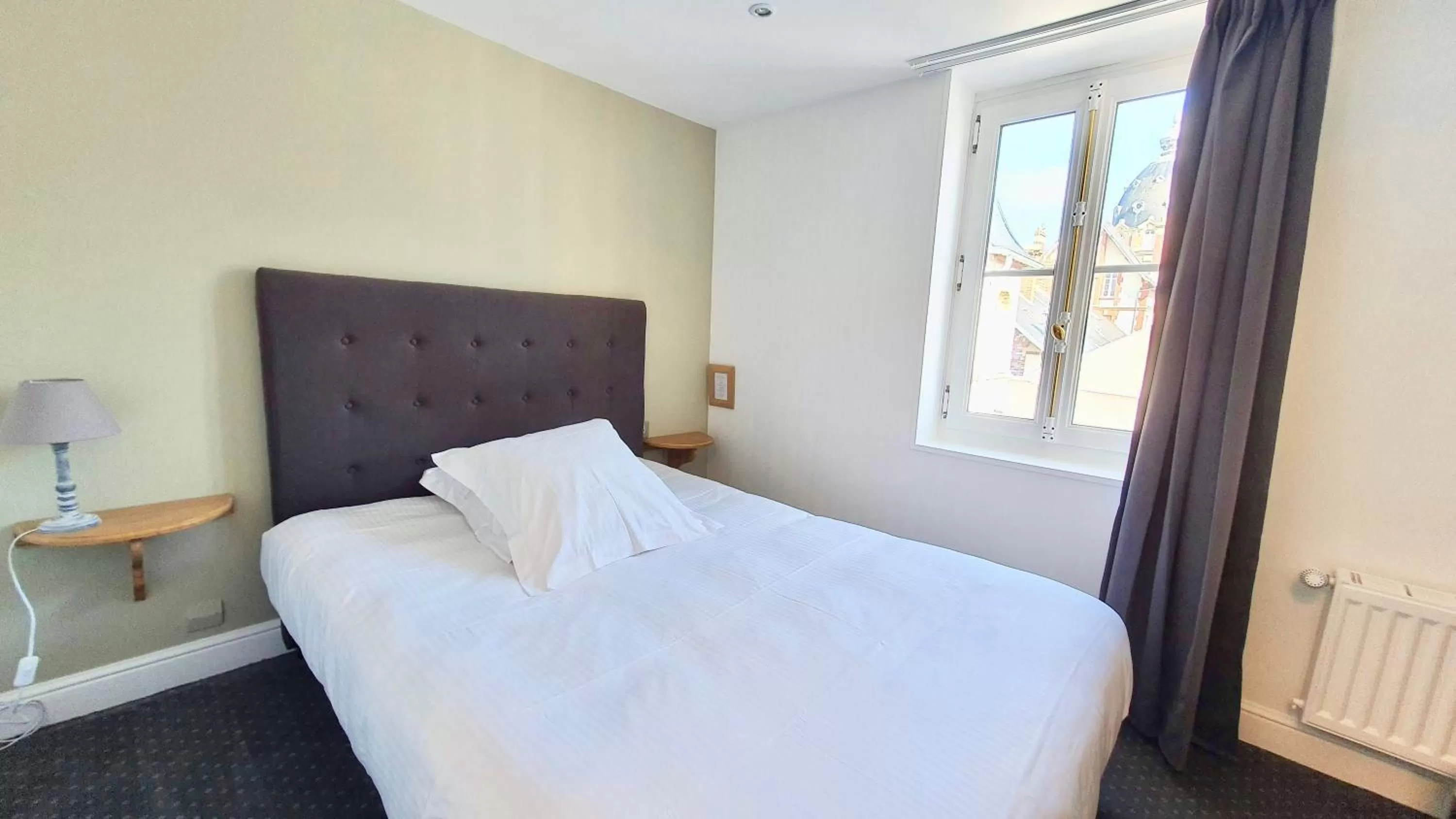 Bedroom, Bed in Les Cabines