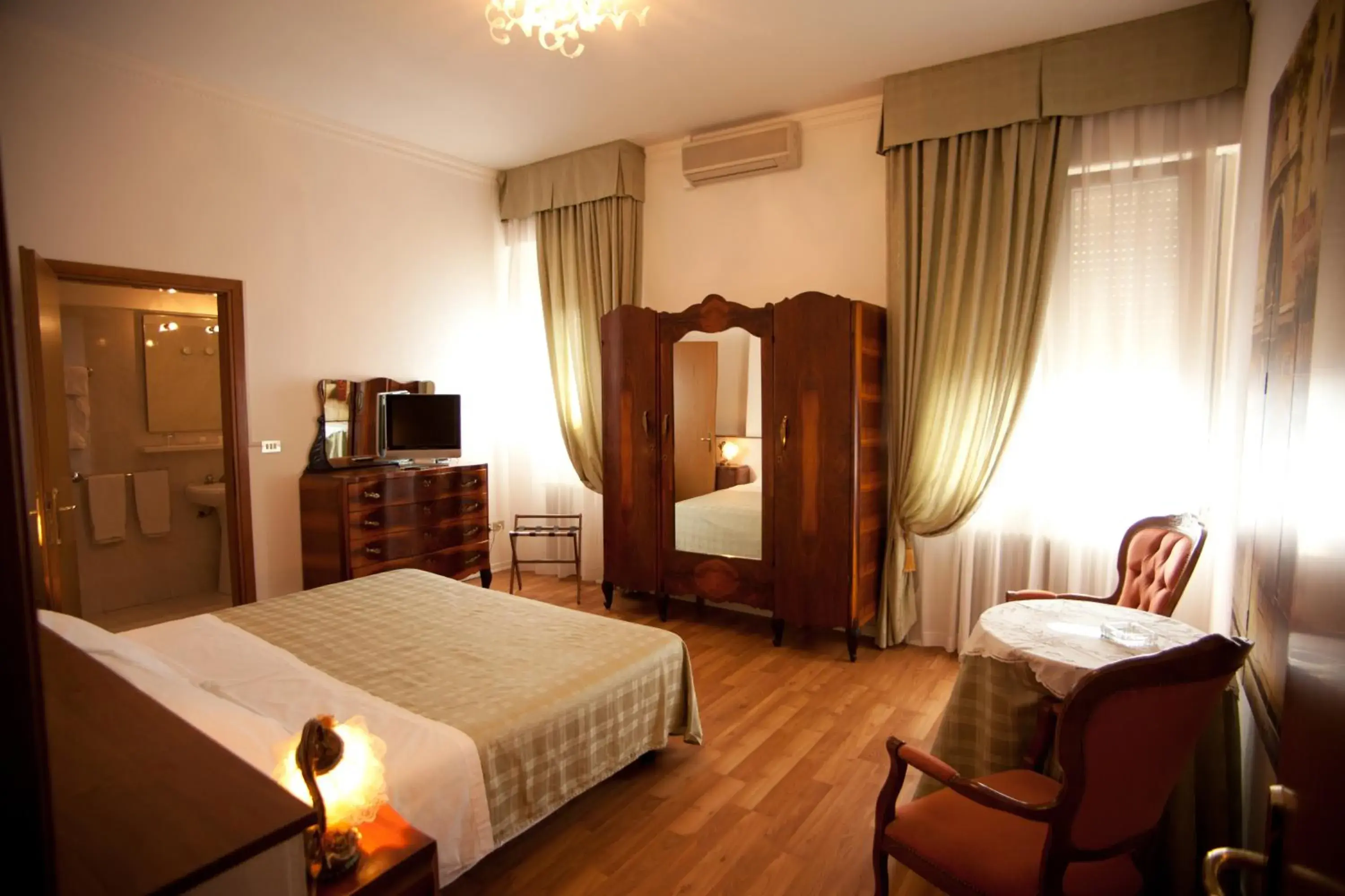 Suite - single occupancy in Hotel Mini Palace - Country House Suite - single occupancy in Hotel Mini Palace - Country House