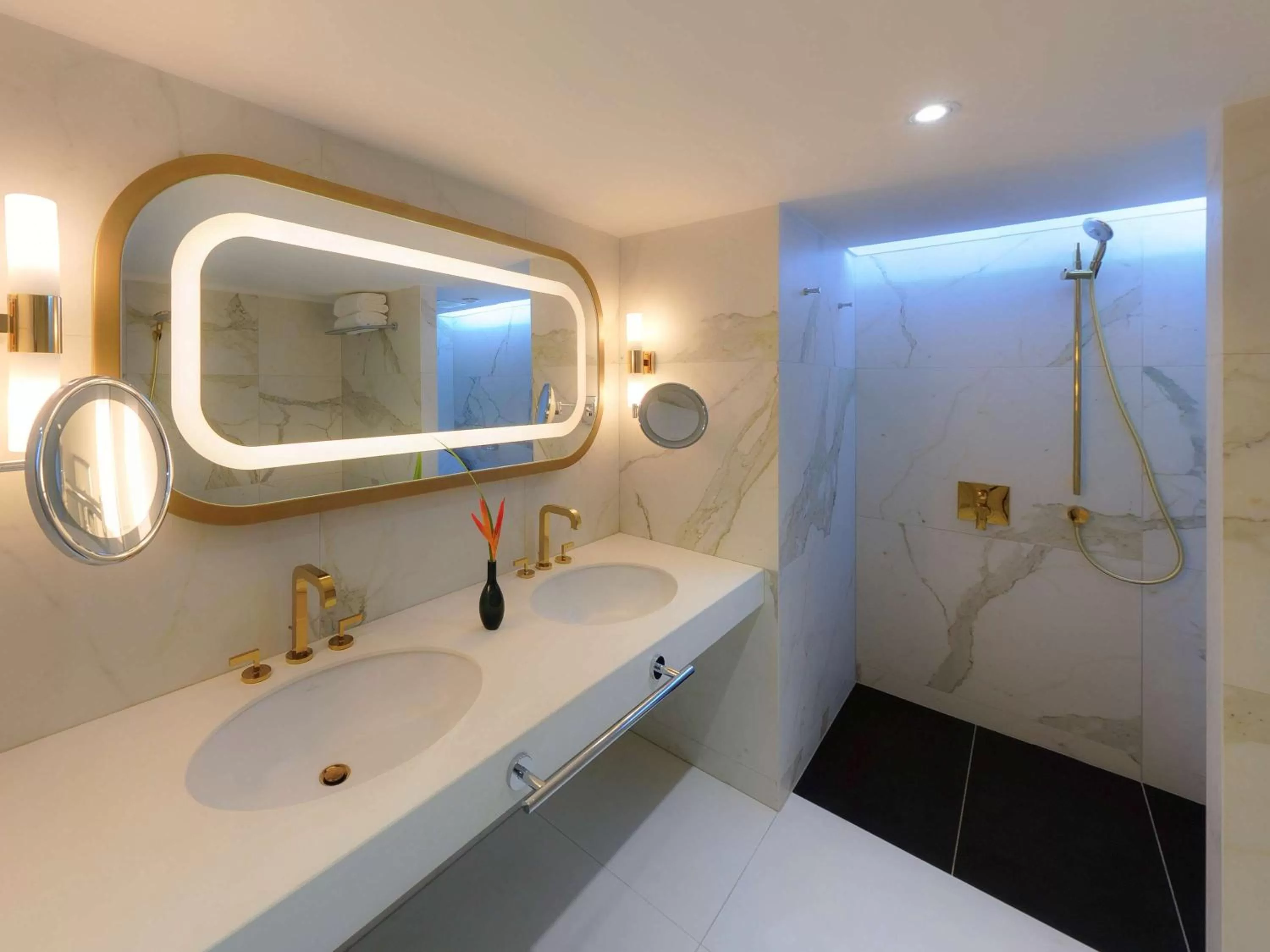 Photo of the whole room in Sofitel Abidjan Hotel Ivoire