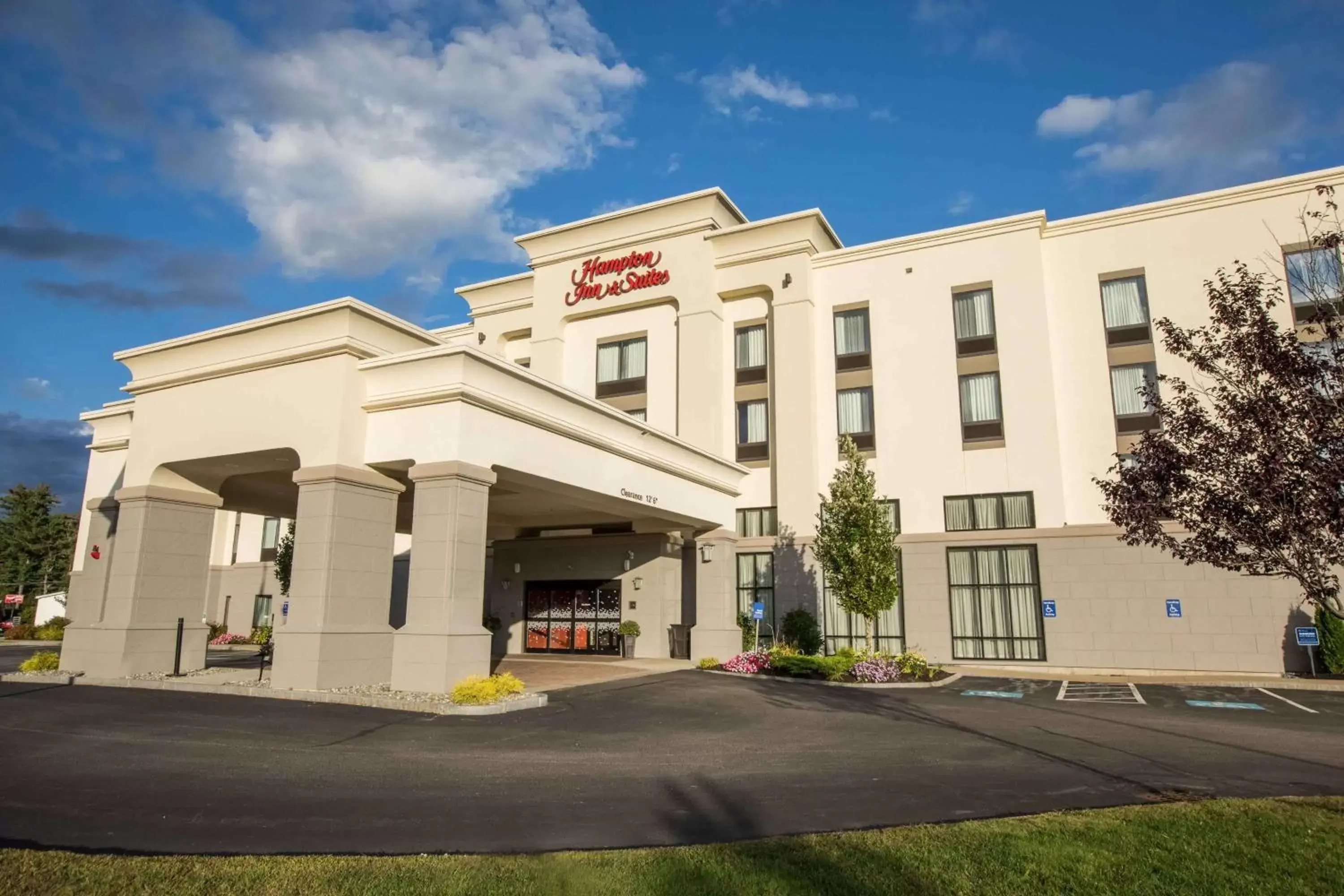 Hampton Inn & Suites Tilton Hampton Inn & Suites Tilton