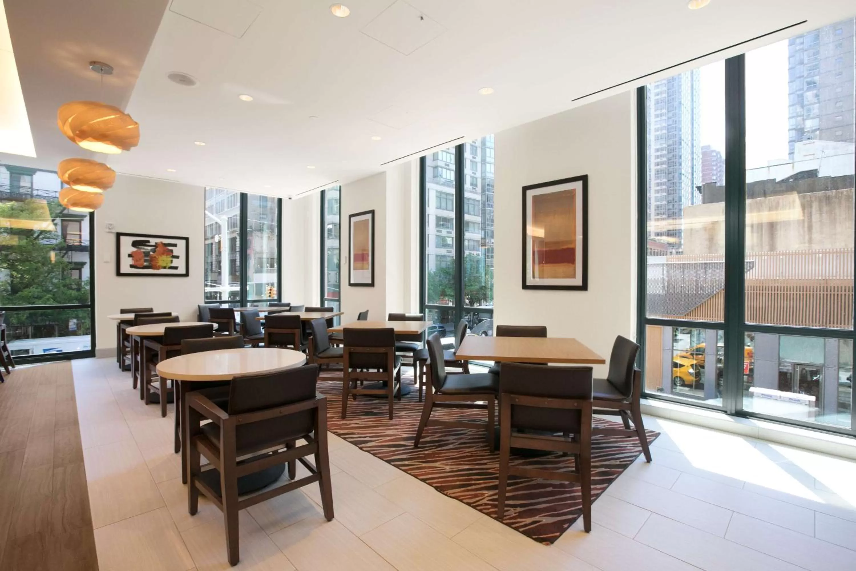 Restaurant/places to eat in Hyatt House New York/Chelsea