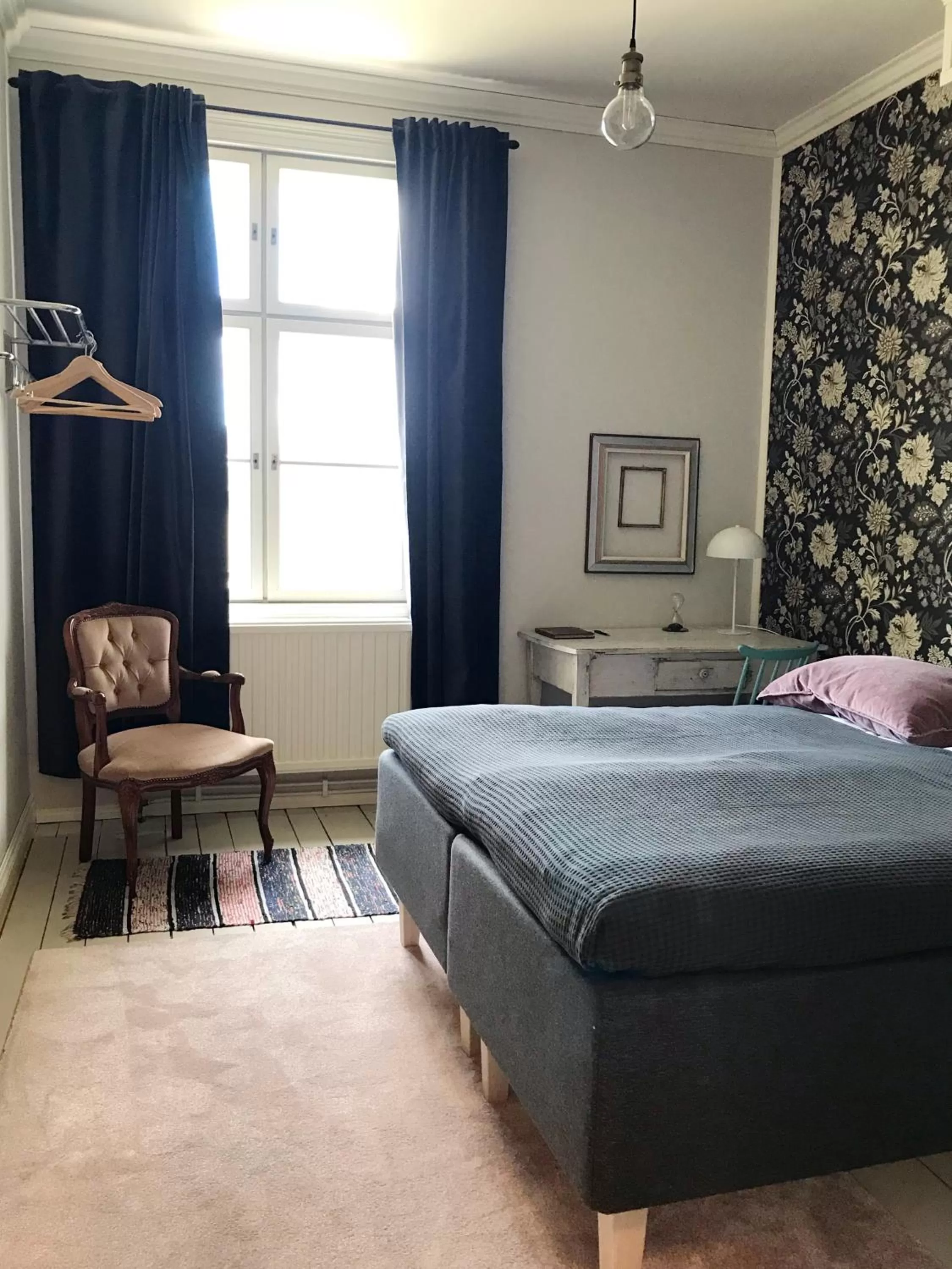 Bed in Vanha pappila Hetki Oy