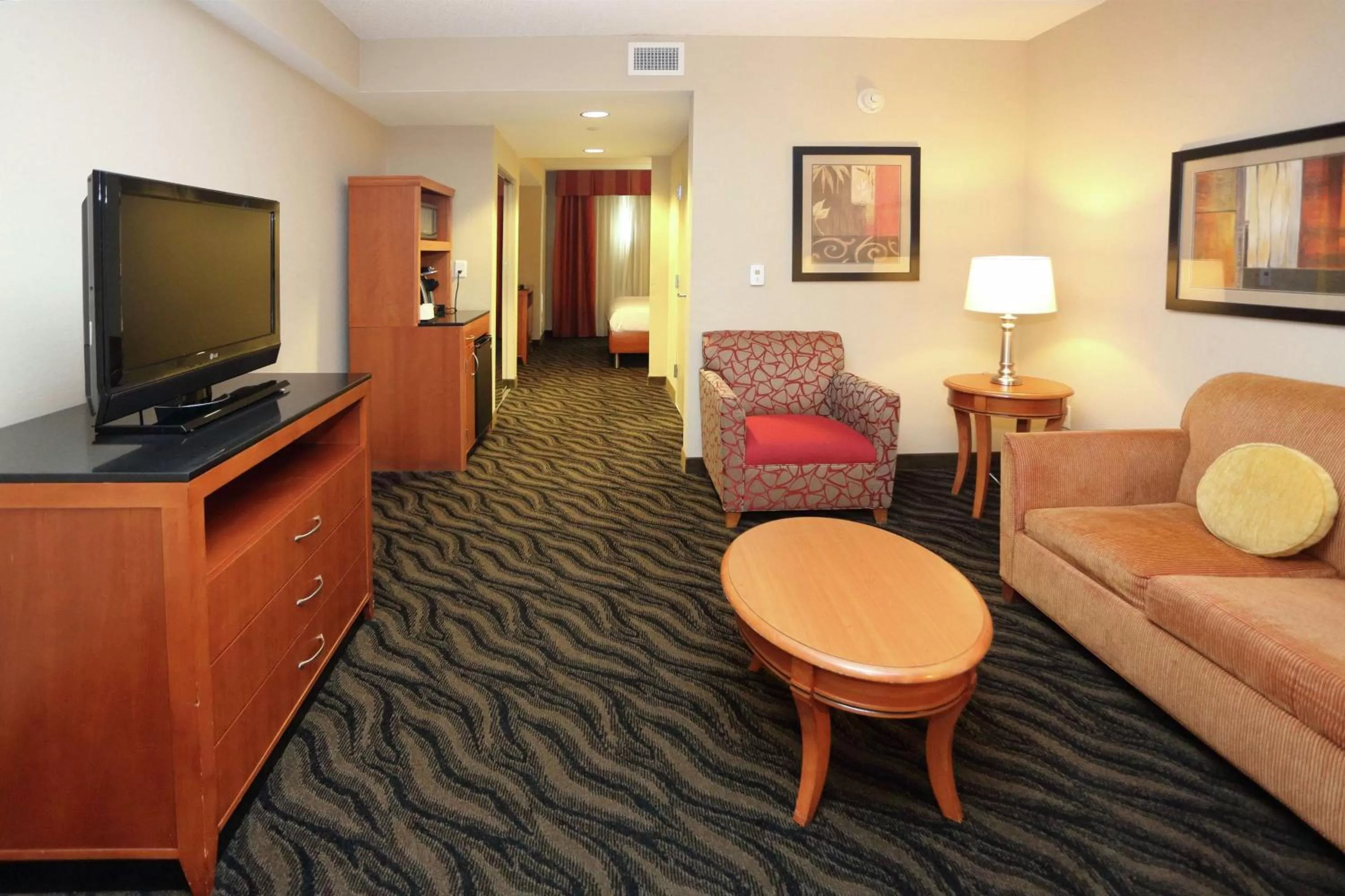 Living room in Hilton Garden Inn Chesapeake/Suffolk