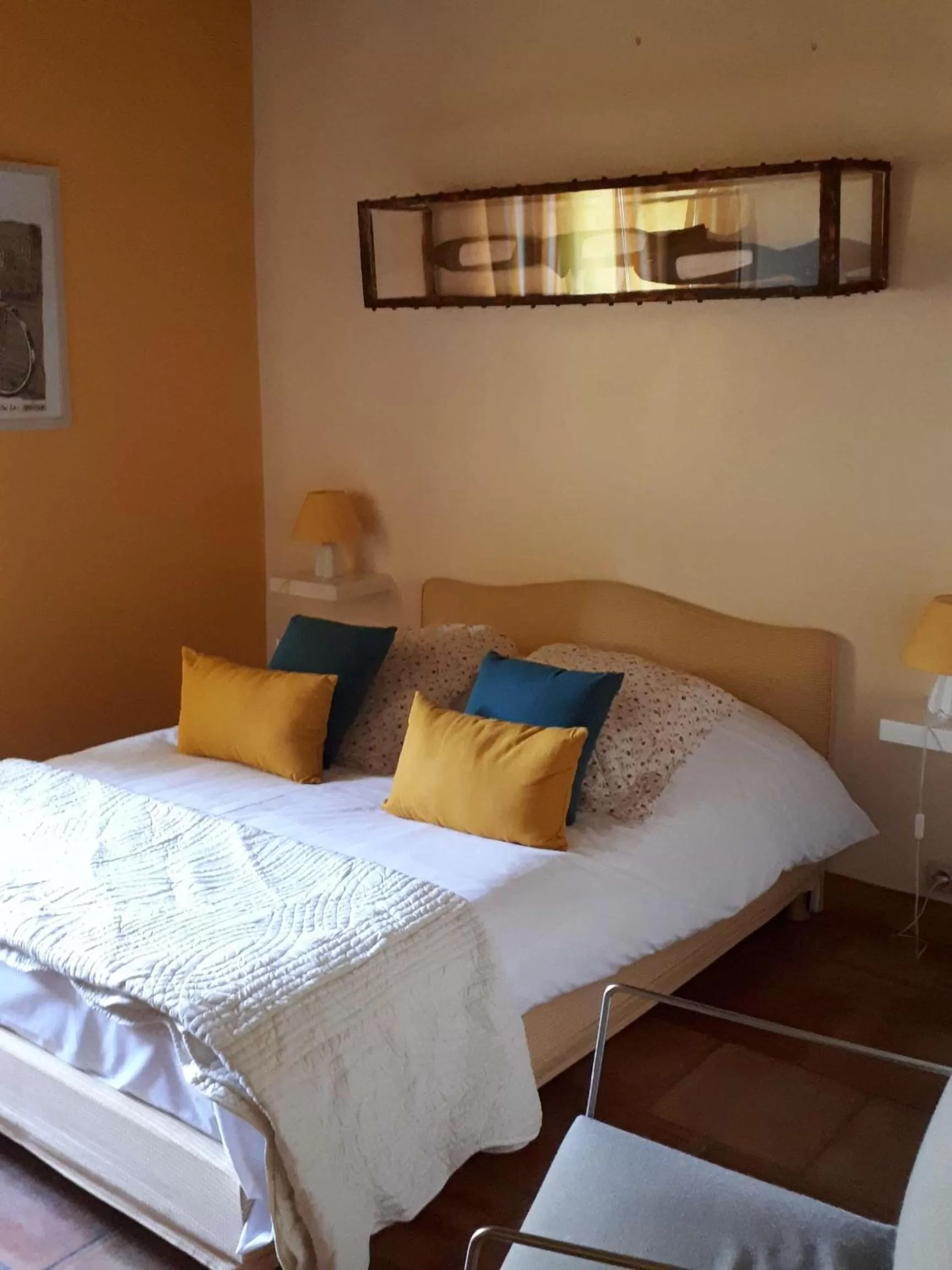 Bedroom, Bed in Aux berges du pont du gard