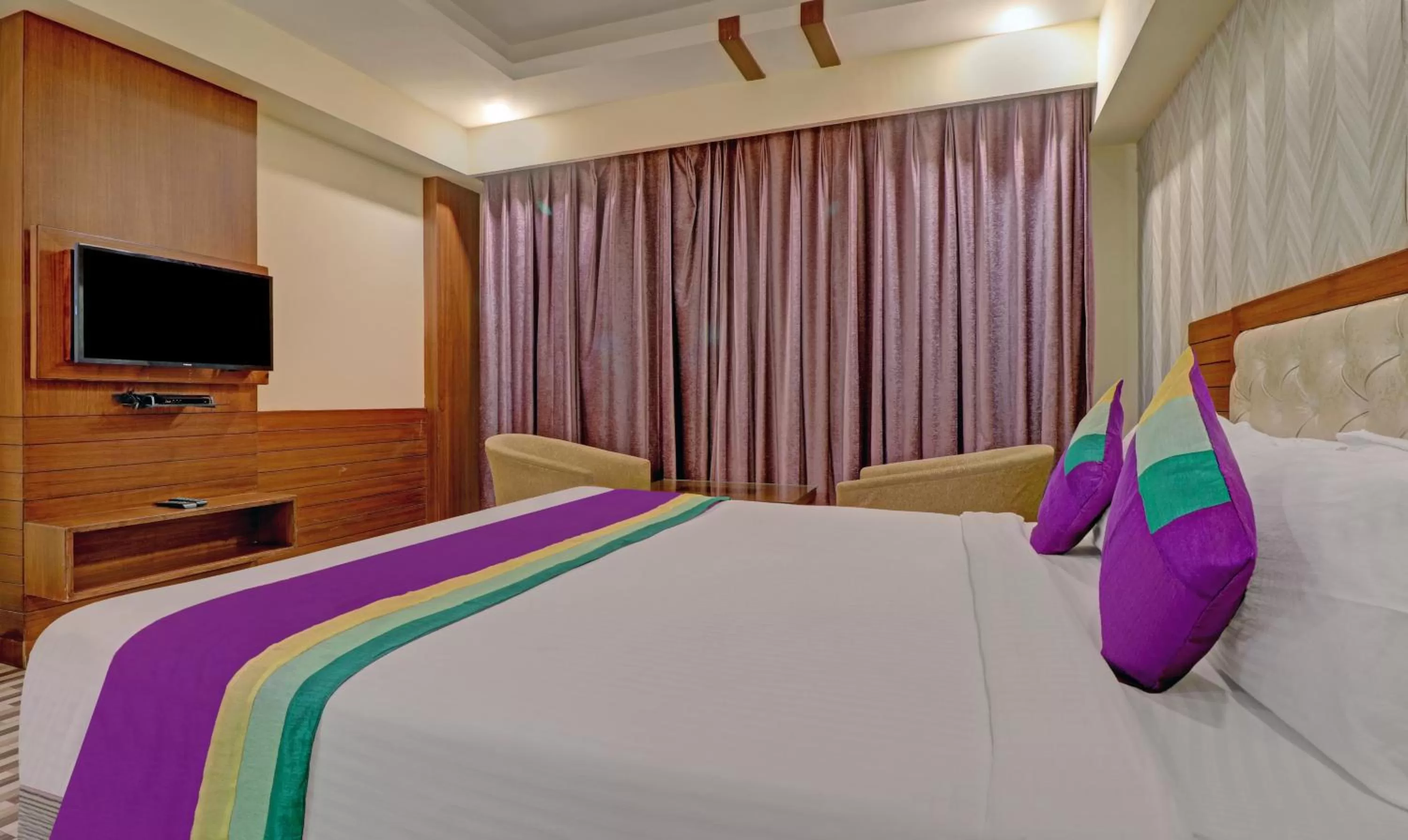 Bed in Treebo Premium Pearl Avenue Banquets And Lawn