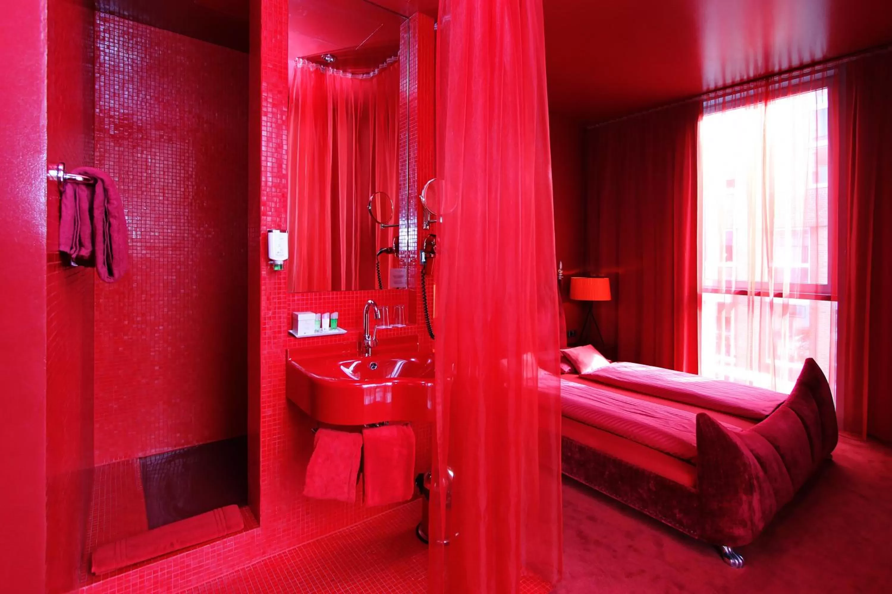 Photo of the whole room, Bed in ARCOTEL Rubin Hamburg