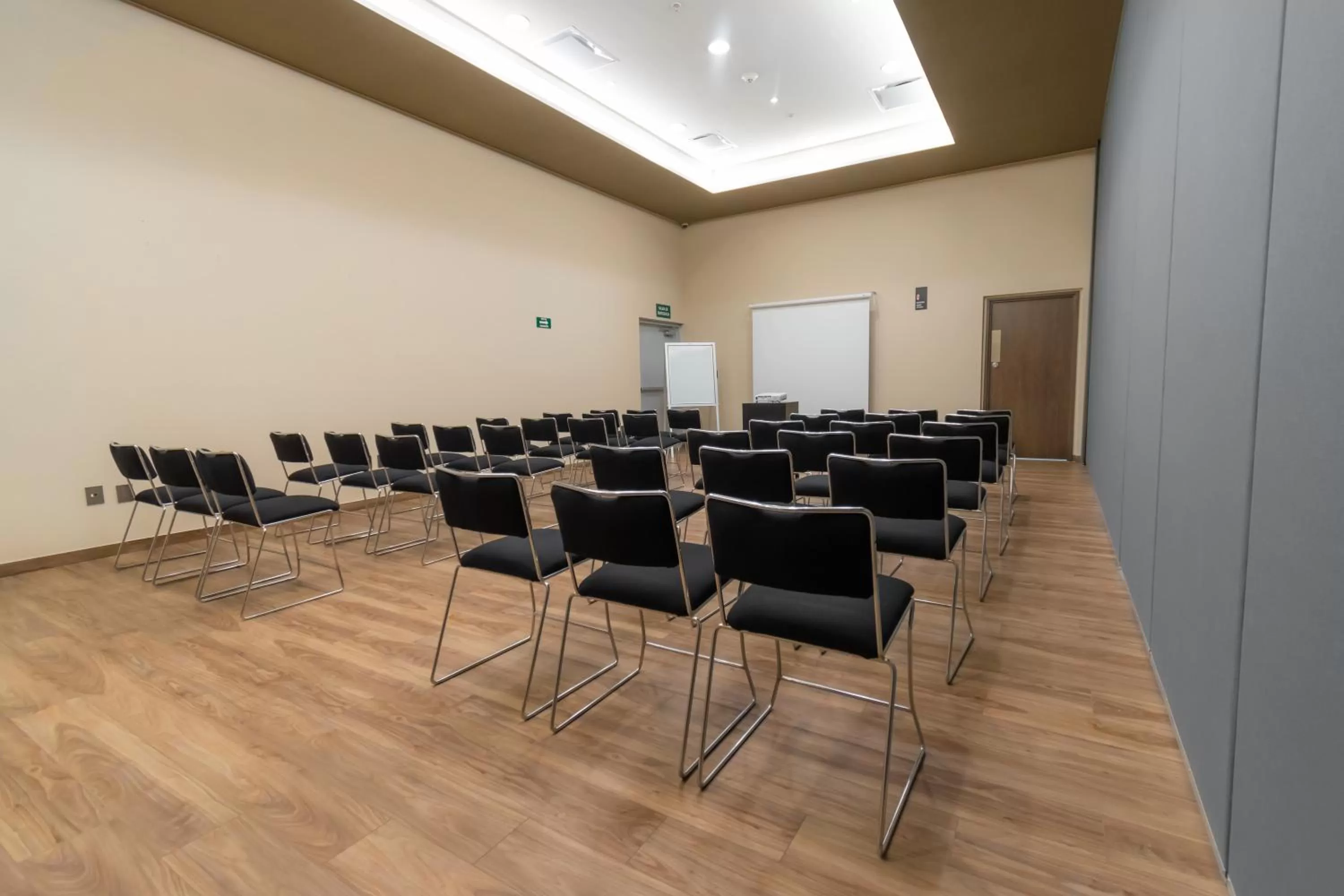 Meeting/conference room in Highland Chihuahua