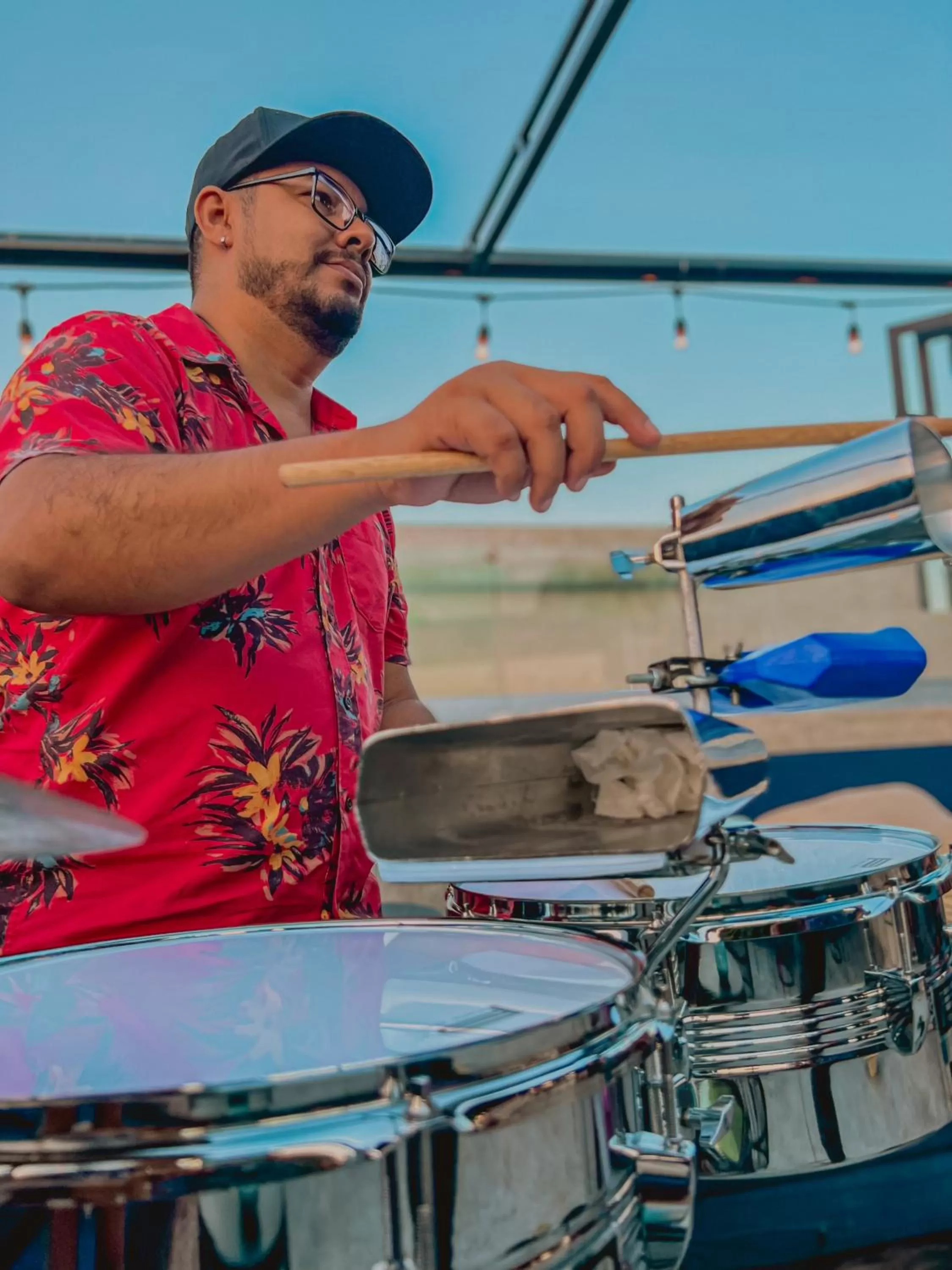 Evening entertainment in Aruma Art House Hotel Boutique