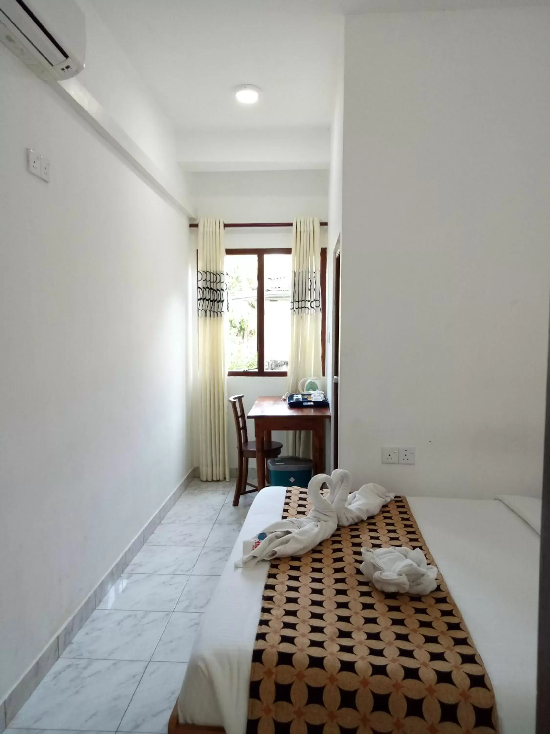 Basic Double Room in Otha Shy Airport Transit Hotel Basic Double Room in Otha Shy Airport Transit Hotel