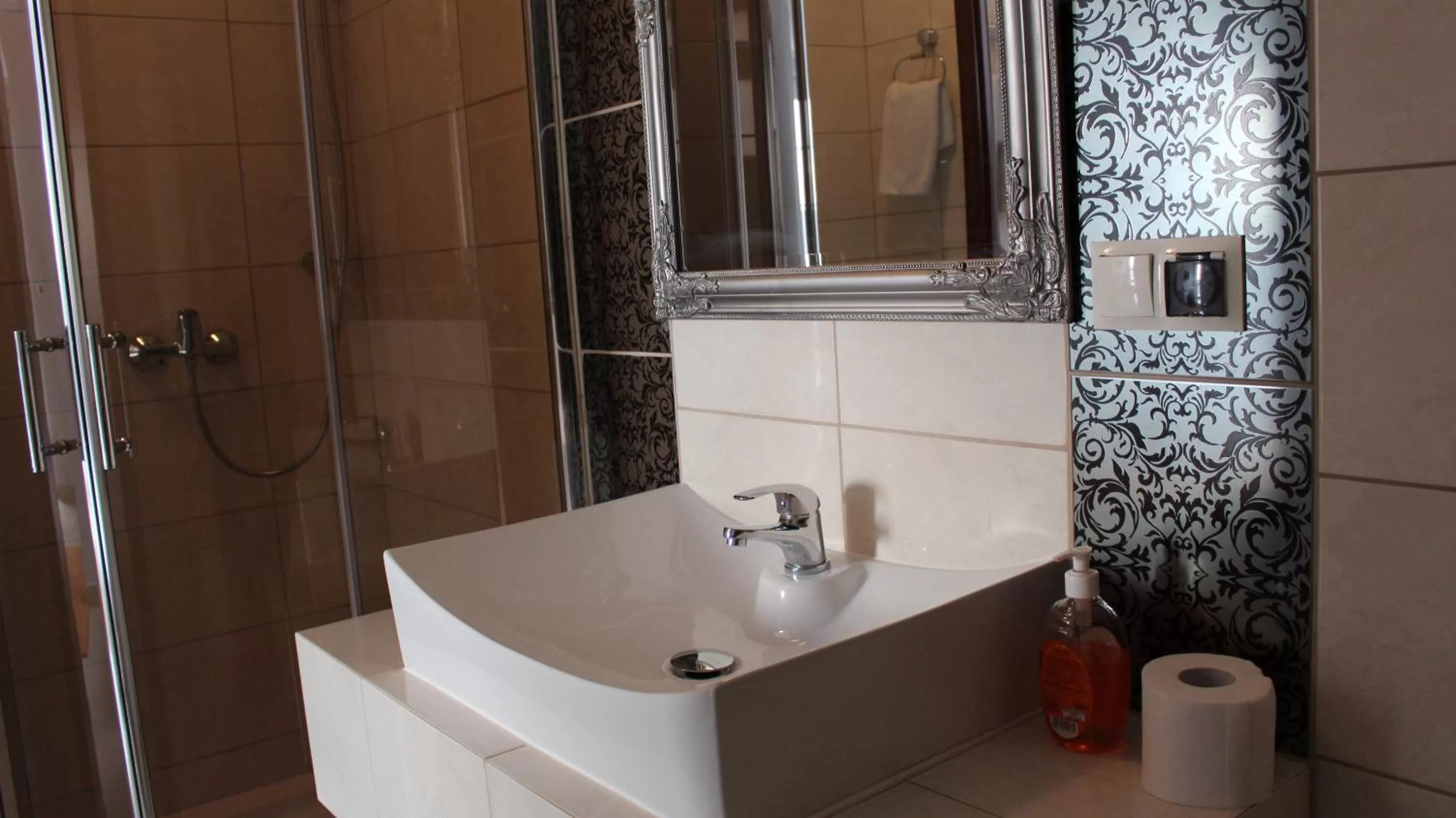 Photo of the whole room in Belweder