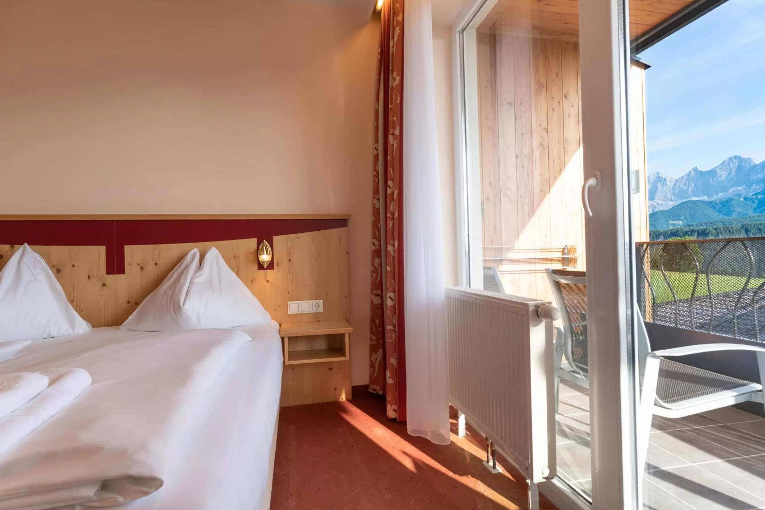 Bed in Apart & Suiten Hotel WEIDEN