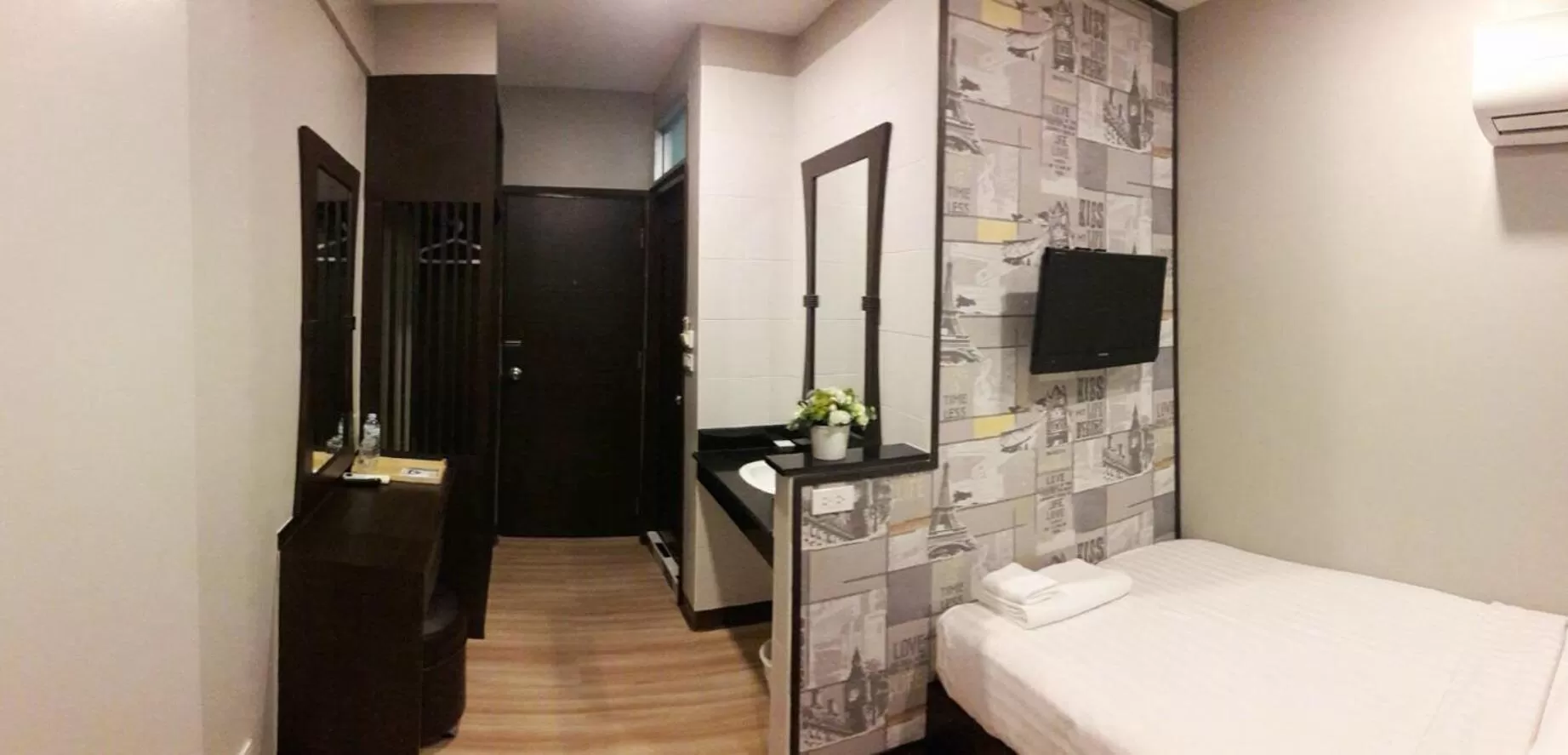 Bed in YWCA Hotel Bangkok