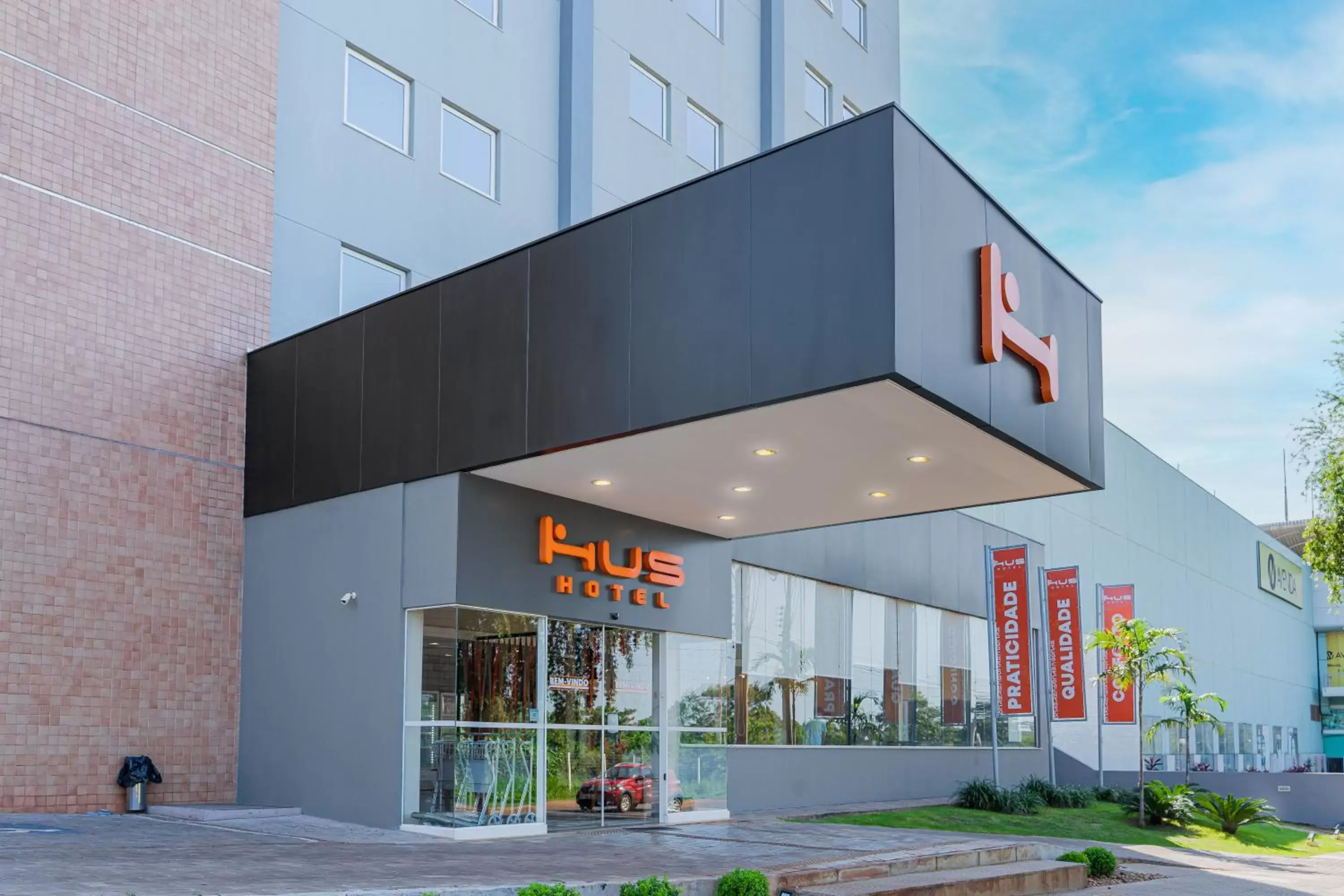 HUS HOTEL Dourados HUS HOTEL Dourados