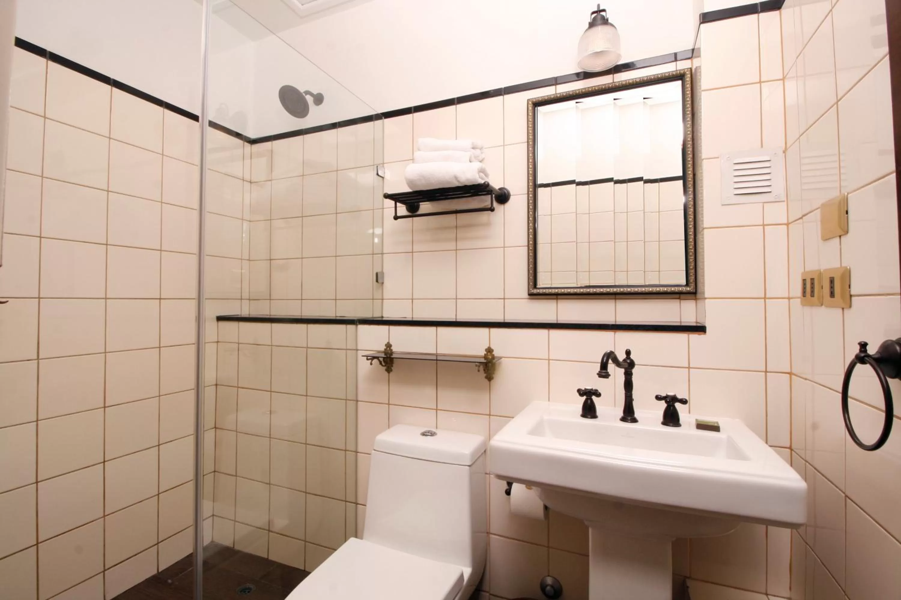 Bathroom in Hotel Boutique Castillo Rojo
