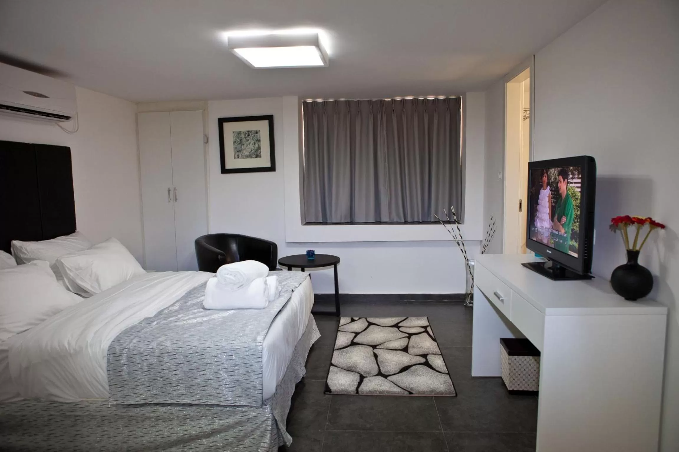 Other, Bed in Geula Suites BY RAPHAEL HOTELS