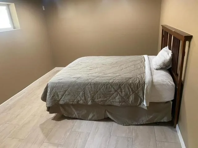 Bed in Mountain Trail Lodge and Vacation Rentals
