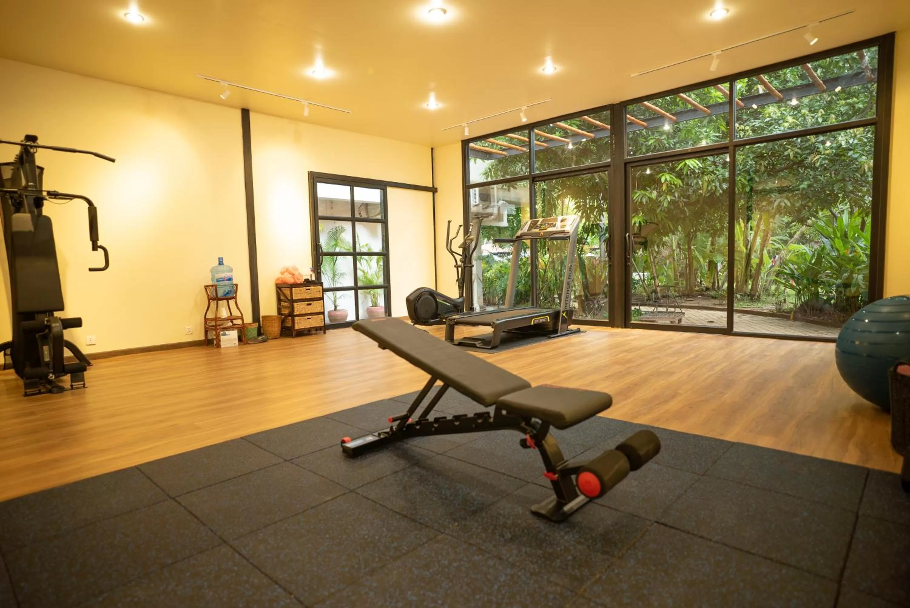 Fitness centre/facilities in iRoHa Garden Hotel & Resort