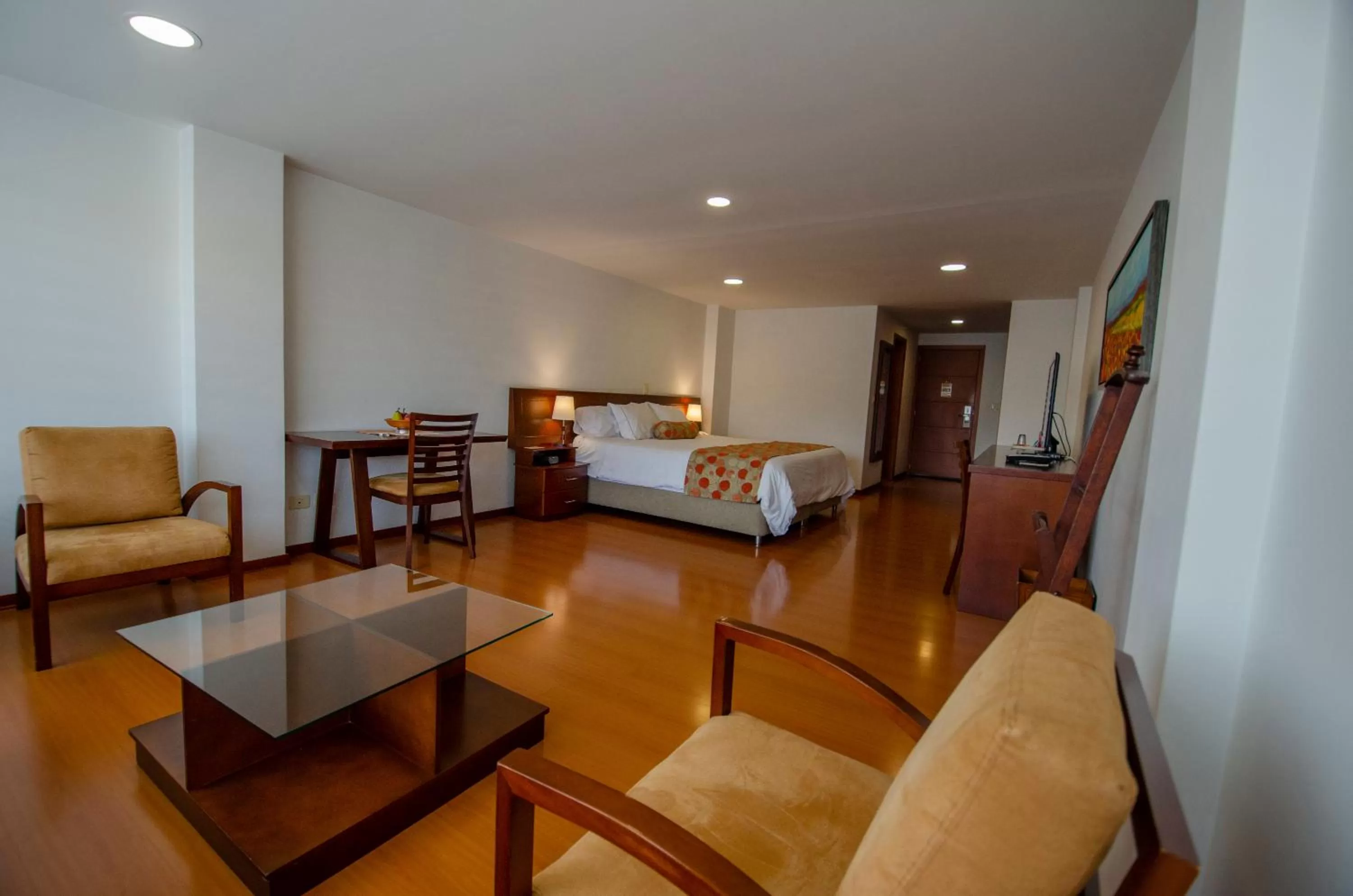 Photo of the whole room, Bed in Hotel Cuellars